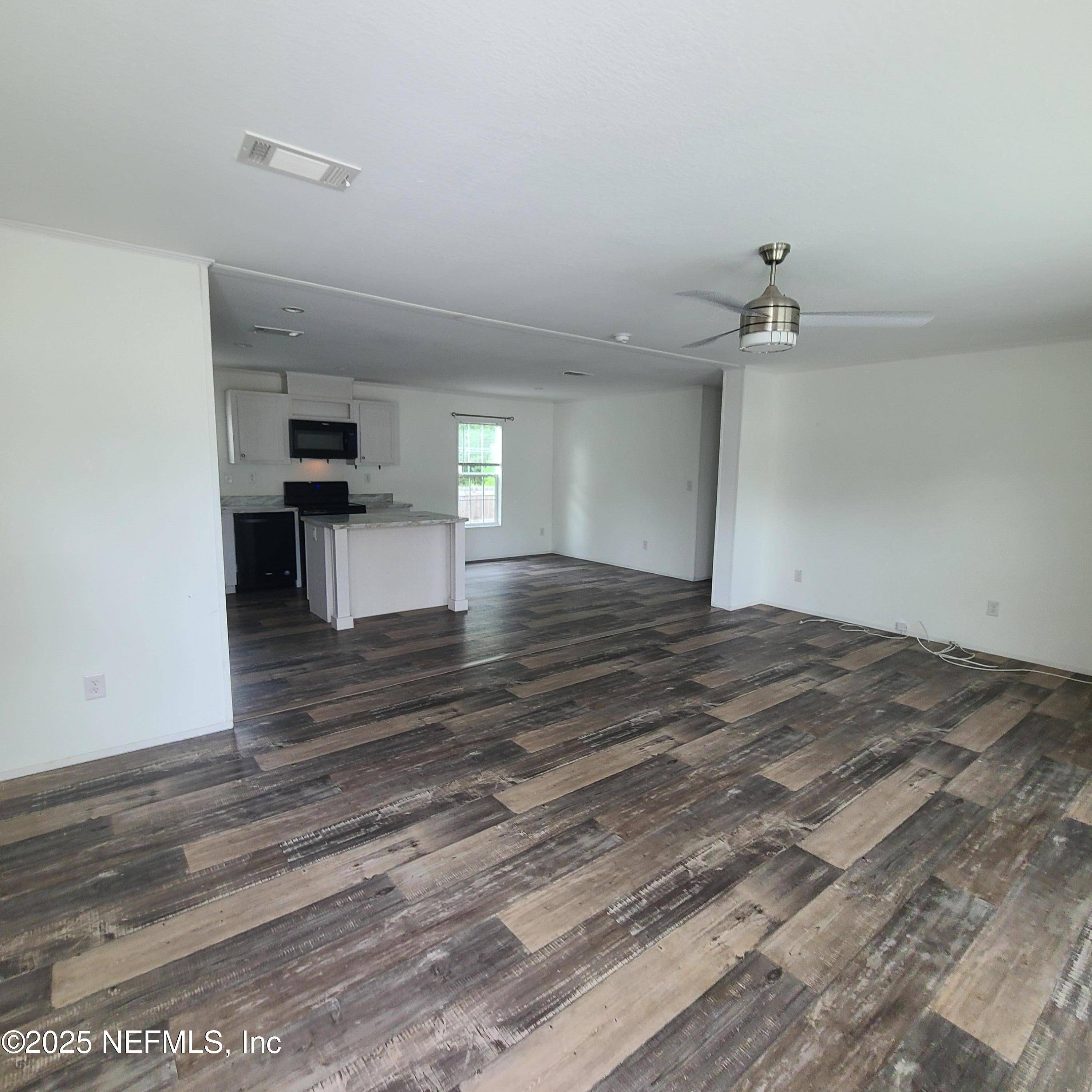 Palatka, FL 32177,6004 6TH MANOR MNR E
