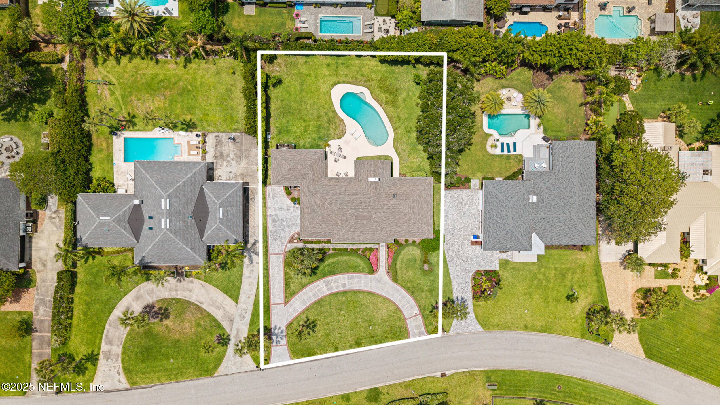 Ponte Vedra Beach, FL 32082,506 LE MASTER DR