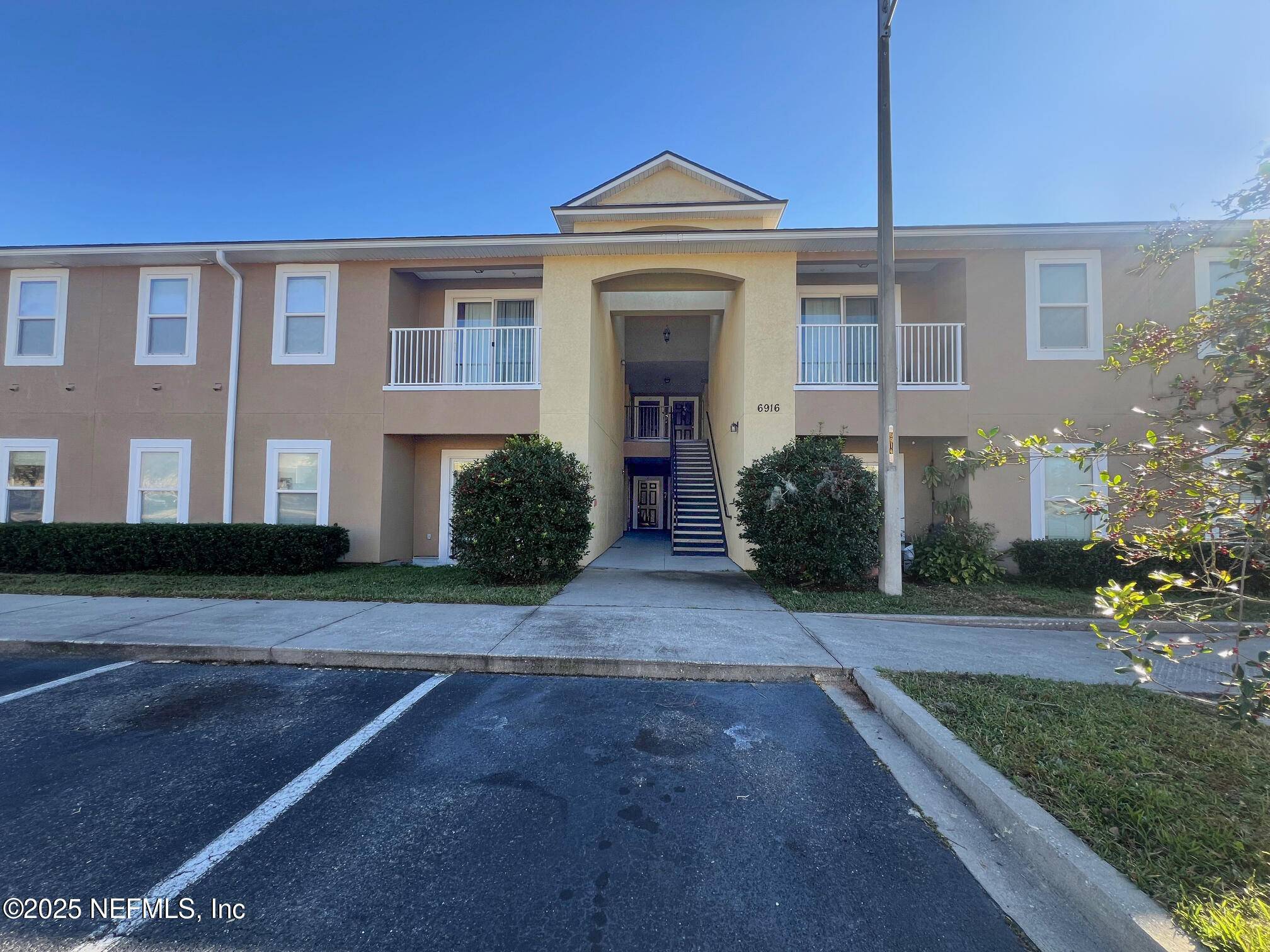 Jacksonville, FL 32244,6916 ORTEGA WOODS DR #9-7