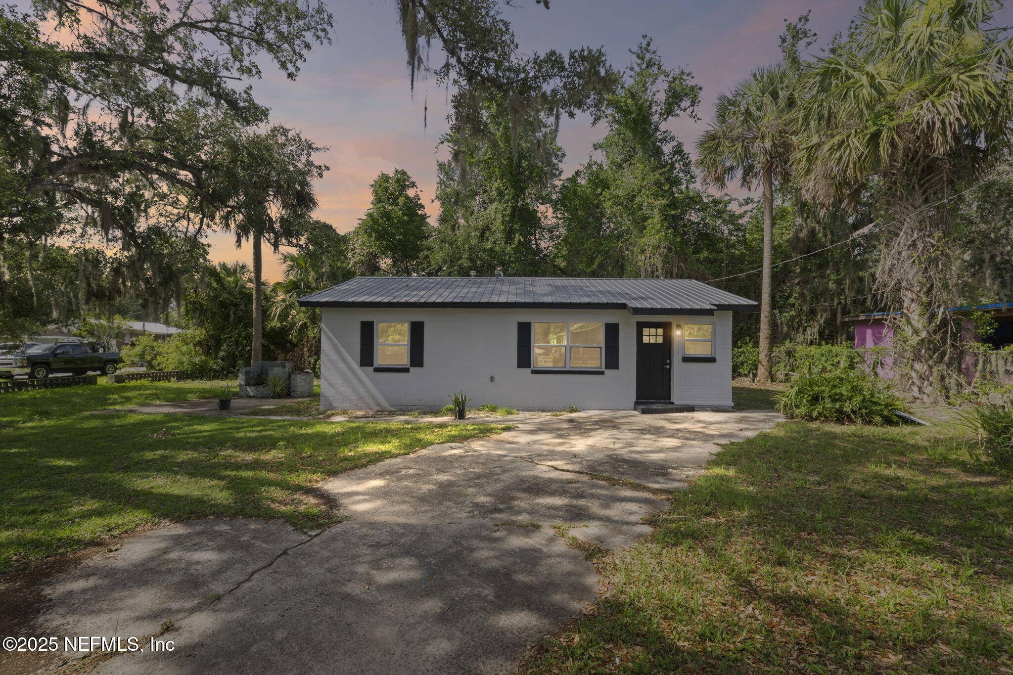 Palatka, FL 32177,1701 WAPALAW ST
