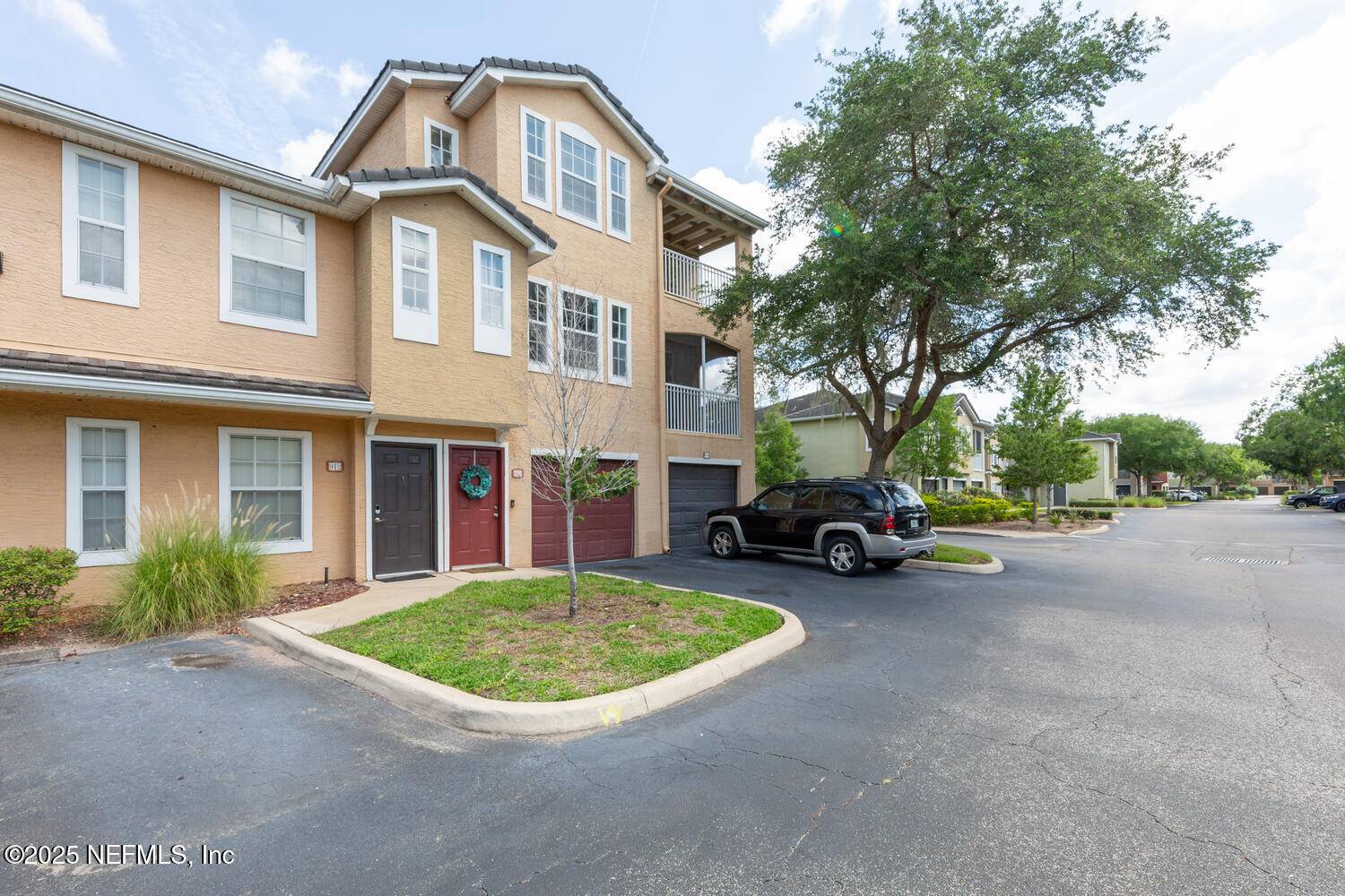 Jacksonville, FL 32246,10075 GATE Pkwy N #913