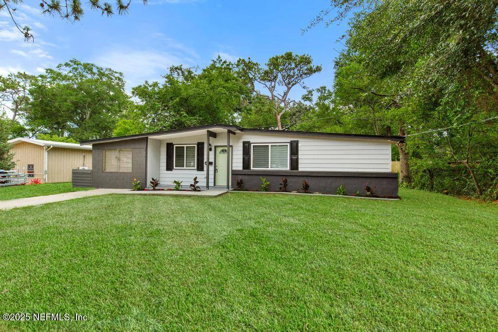 Jacksonville, FL 32211,6202 COLUMBINE DR