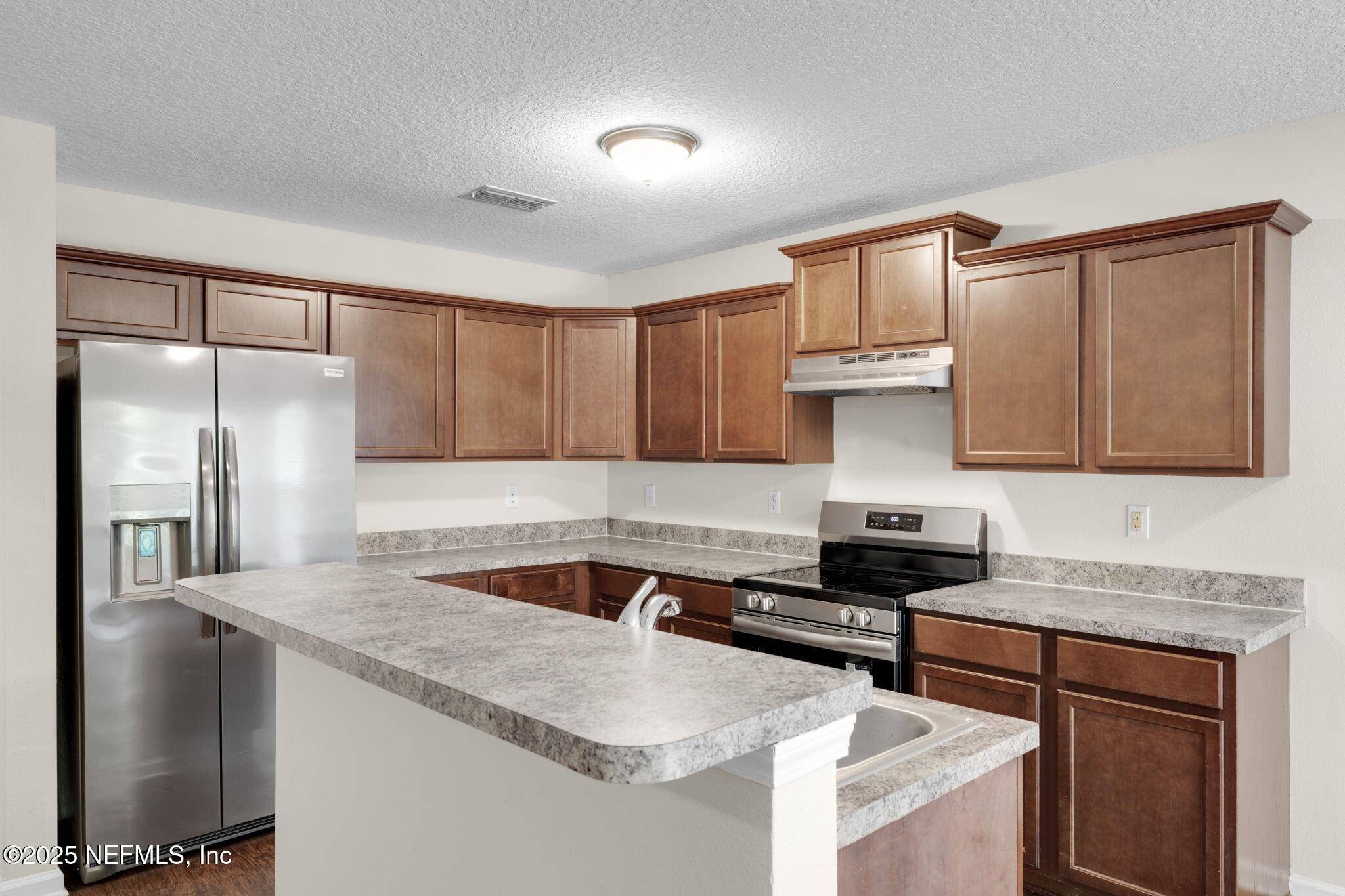 Jacksonville, FL 32222,5651 VILLAGE POND CIR