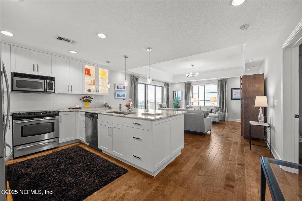 Jacksonville, FL 32207,1478 RIVERPLACE BLVD #1802