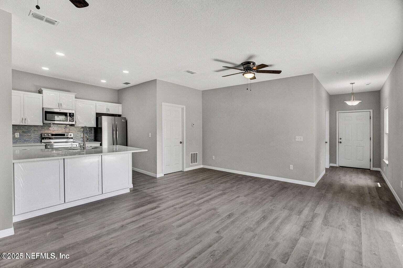 Jacksonville, FL 32210,6709, 6711 BAKERSFIELD DR