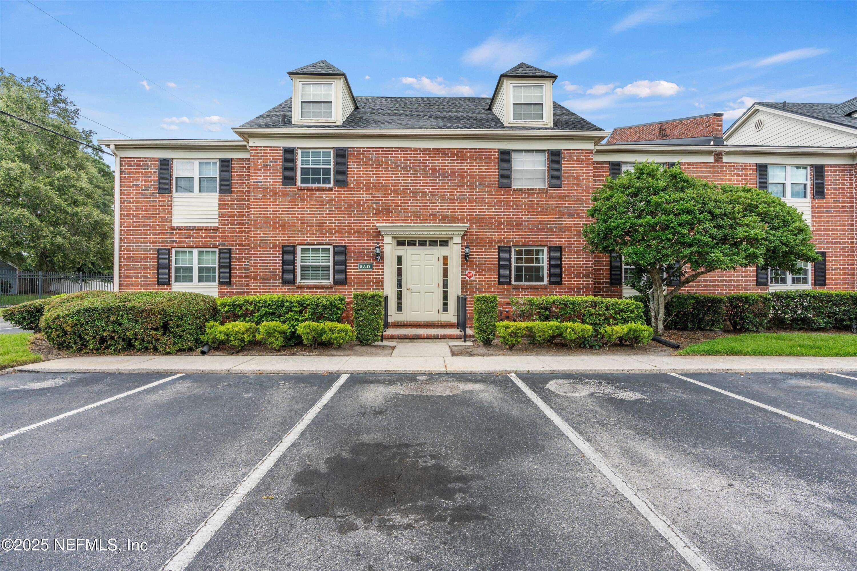 Jacksonville, FL 32217,4915 BAYMEADOWS RD #8B