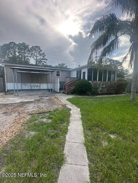 Satsuma, FL 32189,220 HORSE LANDING RD