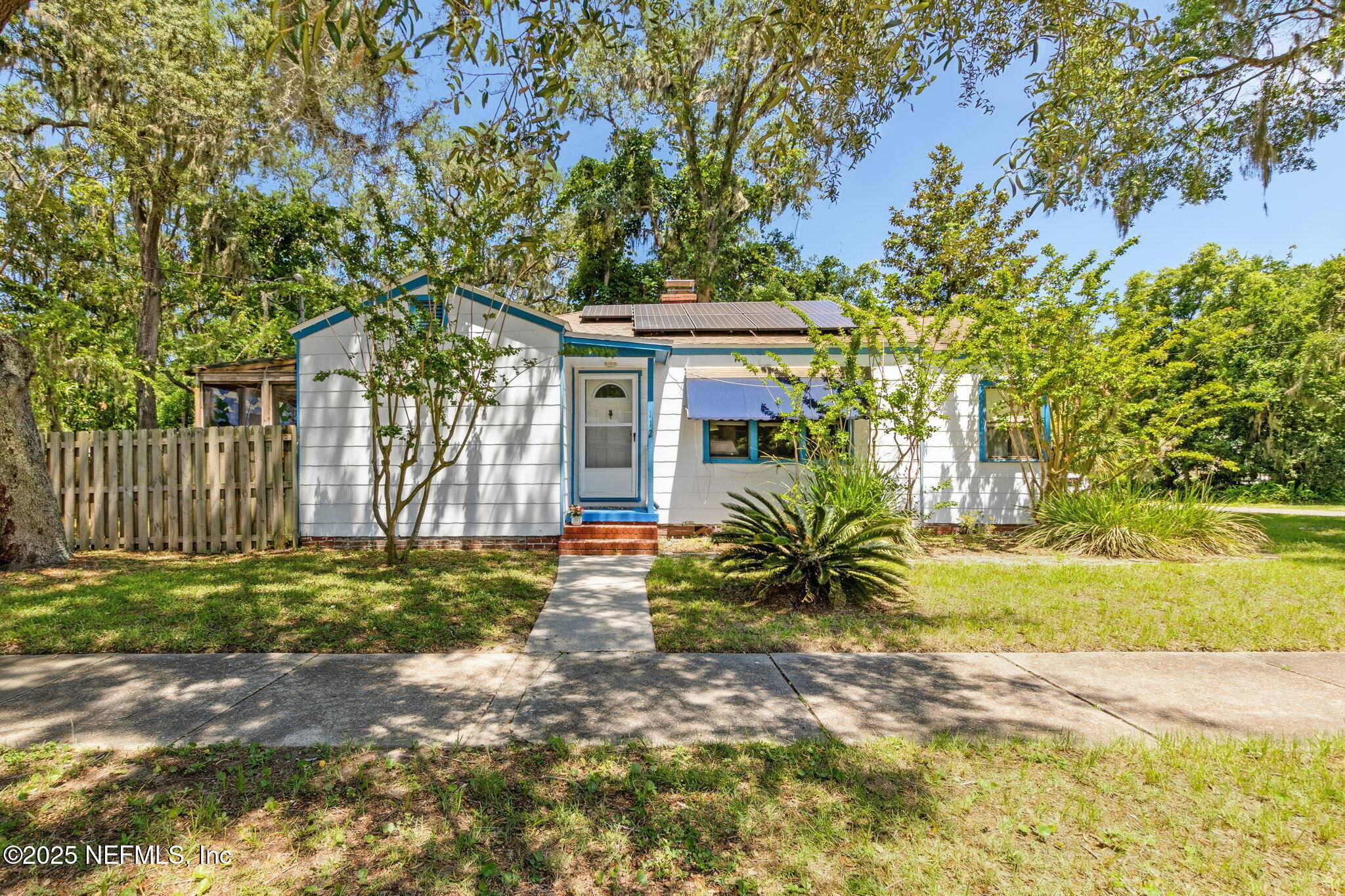 Fernandina Beach, FL 32034,112 S 14TH ST
