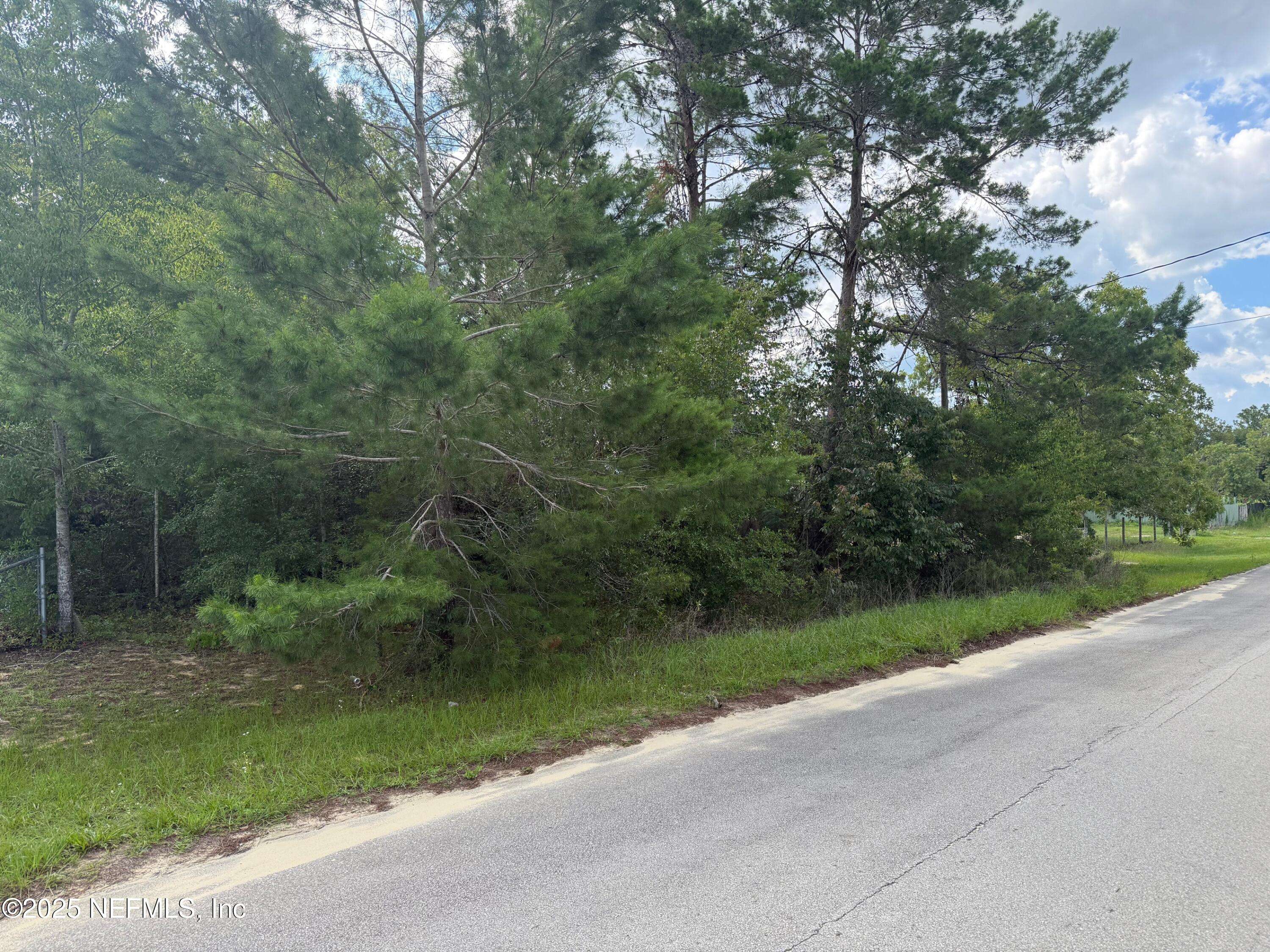Interlachen, FL 32148,121 ISTANBUL ST