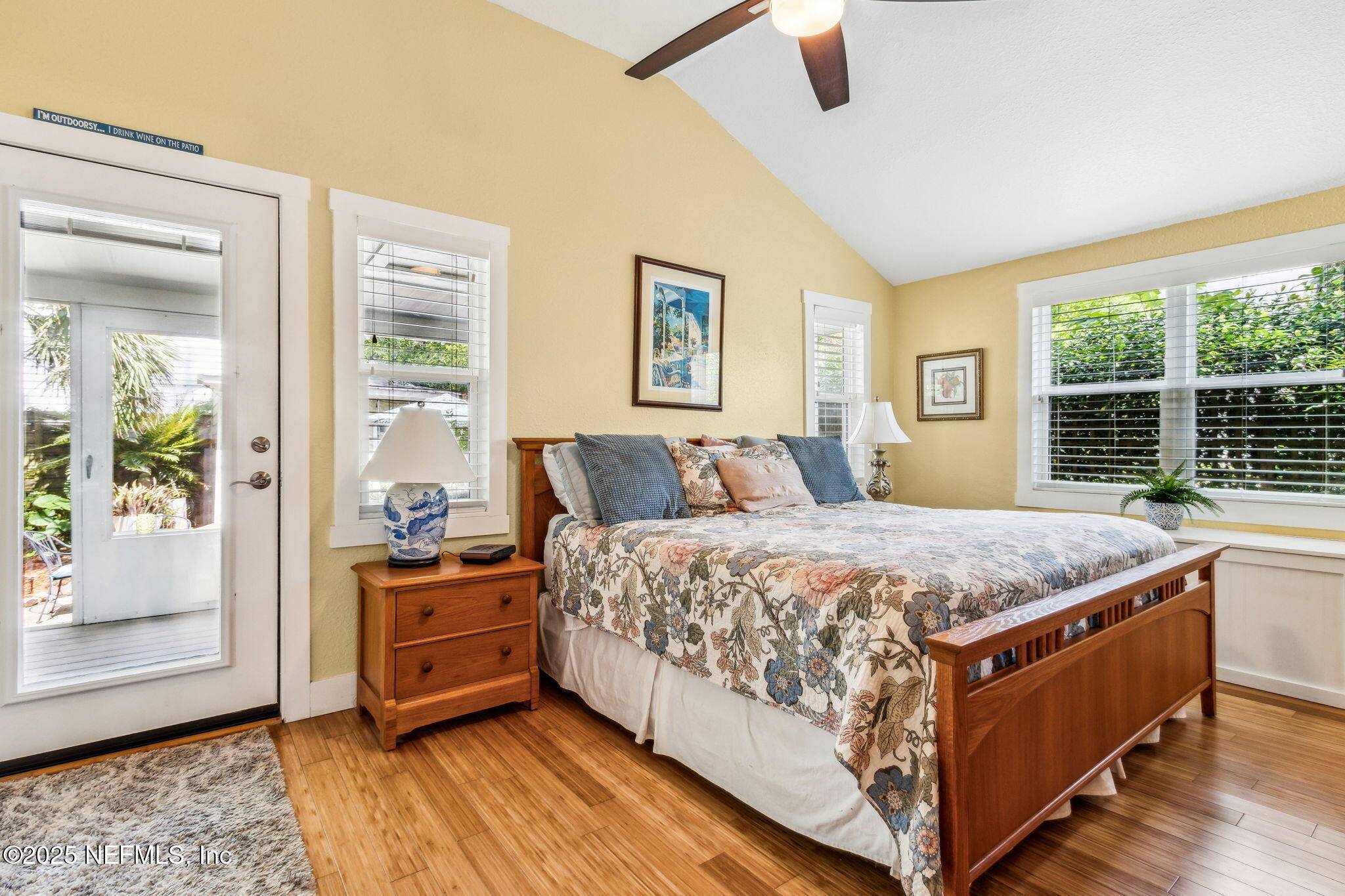Fernandina Beach, FL 32034,111 S 4TH ST
