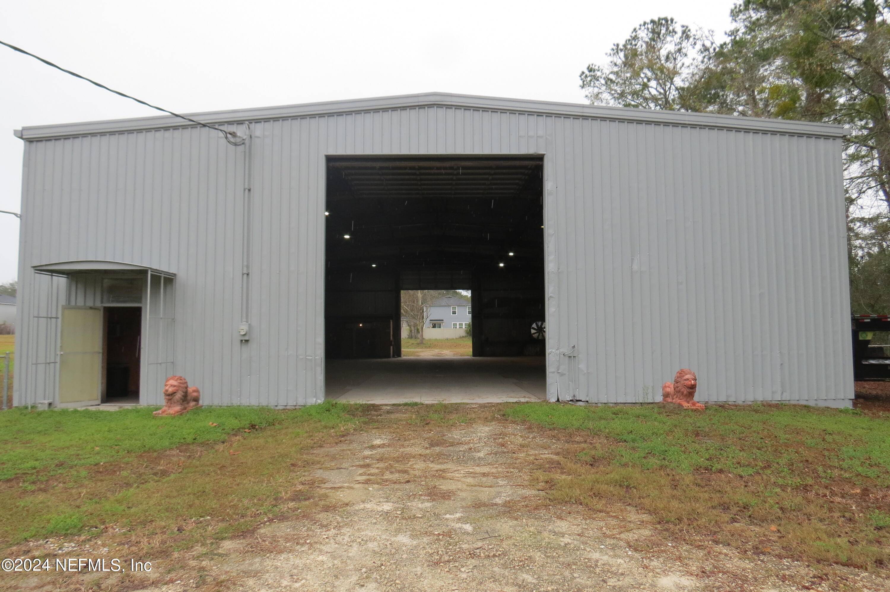 Jacksonville, FL 32210,7585 WILSON BLVD