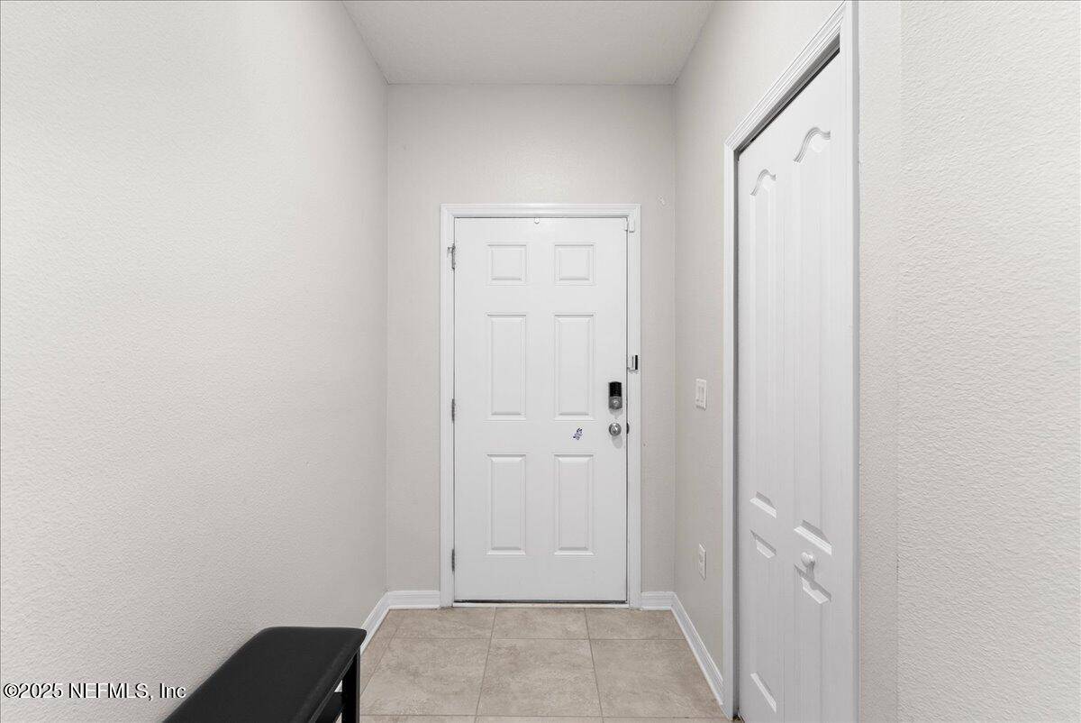 Jacksonville, FL 32218,10560 MADRONE COVE CT