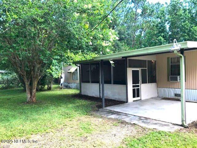Palatka, FL 32177,208 TARPON BLVD