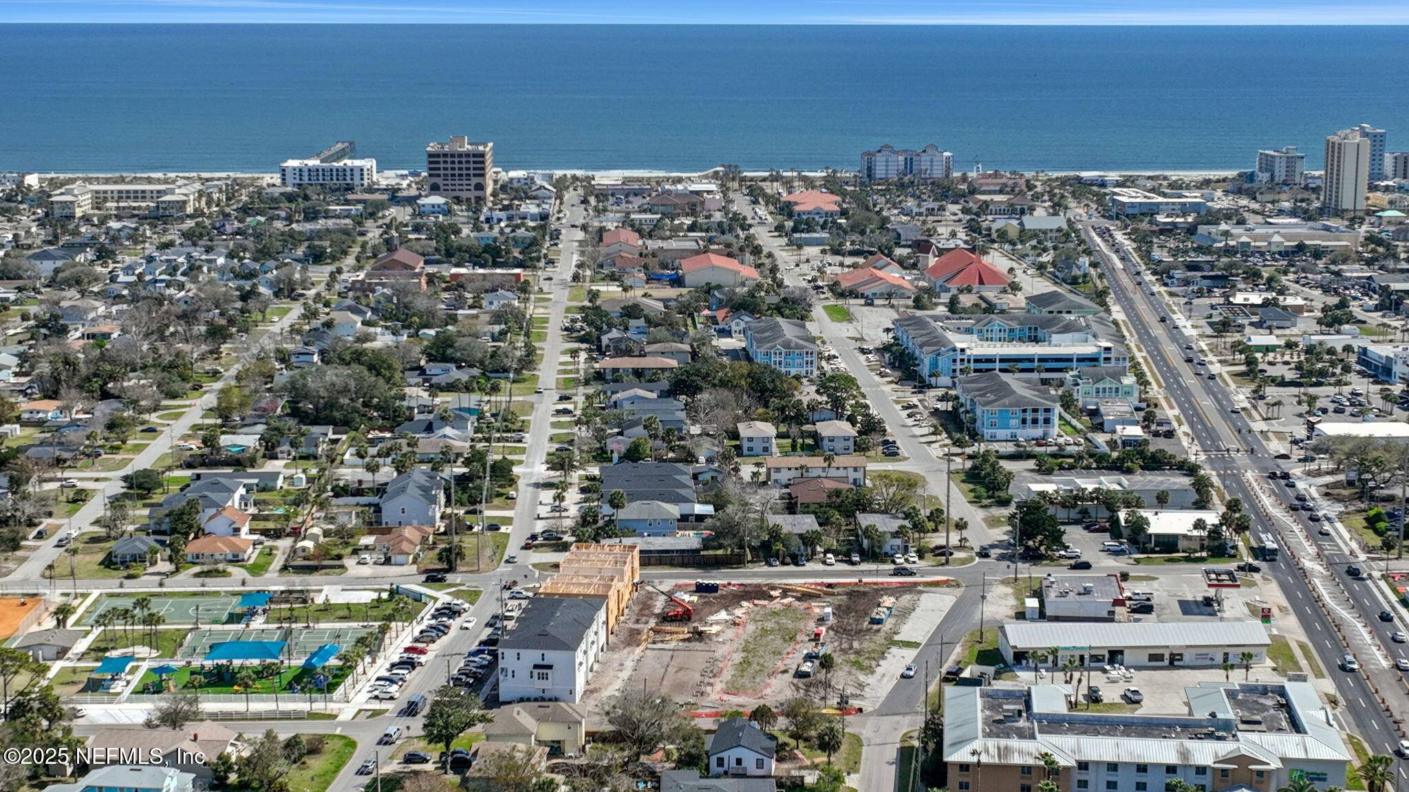 Jacksonville Beach, FL 32250,1042 2ND AVE N