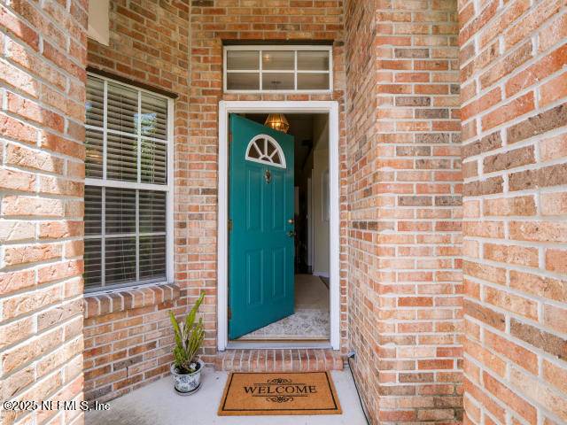 Jacksonville, FL 32225,12351 WATERFALL CT