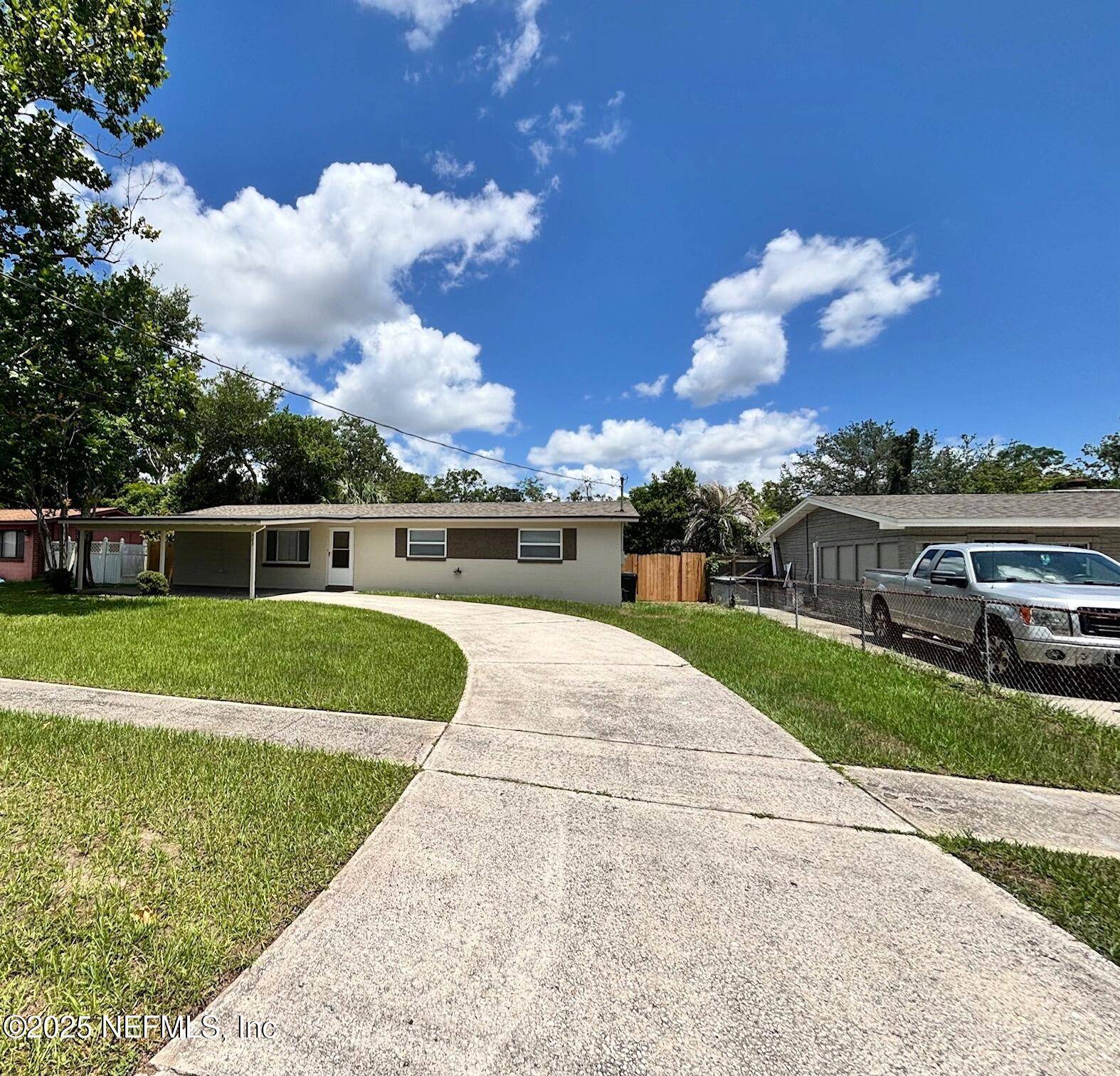 Orange Park, FL 32073,583 CLERMONT AVE S