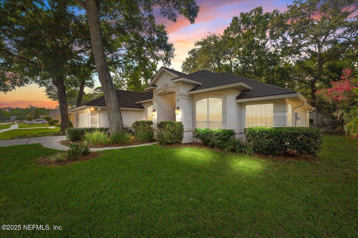 Jacksonville, FL 32223,2867 EVERHOLLY LN