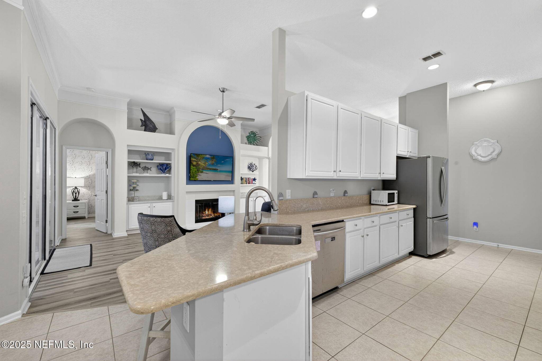 Jacksonville, FL 32256,8523 HAMPTON LANDING DR