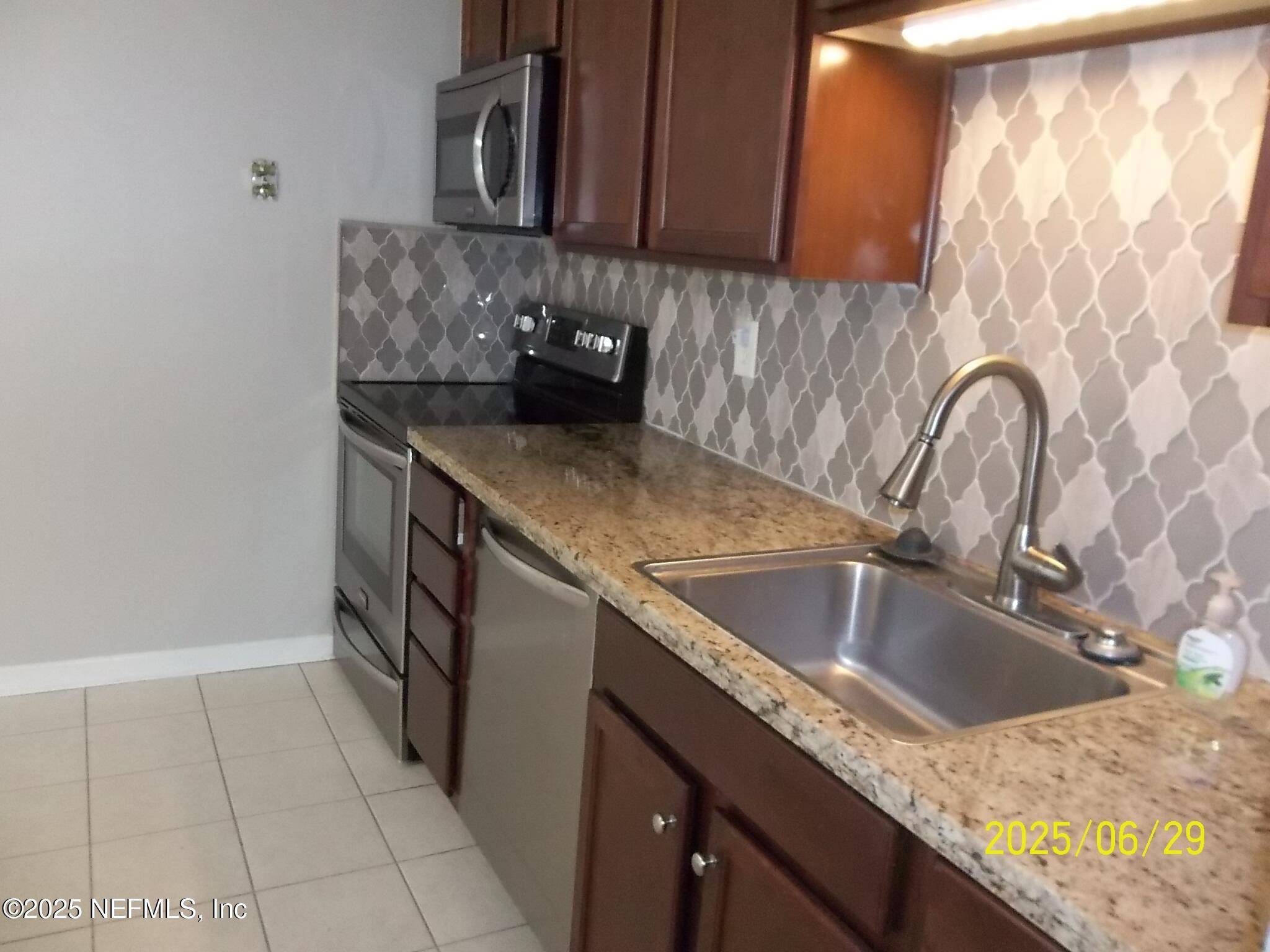 Orange Park, FL 32065,2300 TWELVE OAKS DR #E7