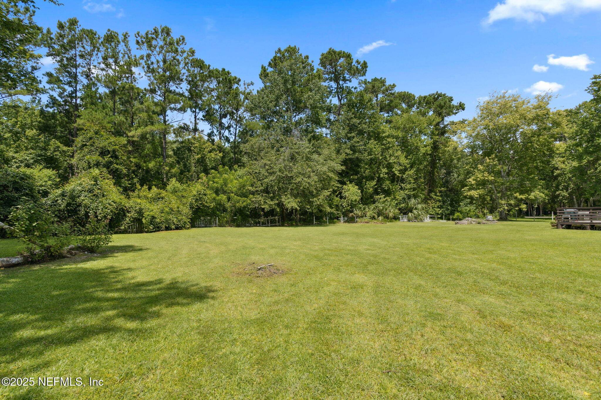 Yulee, FL 32097,86385 PEEPLES RD