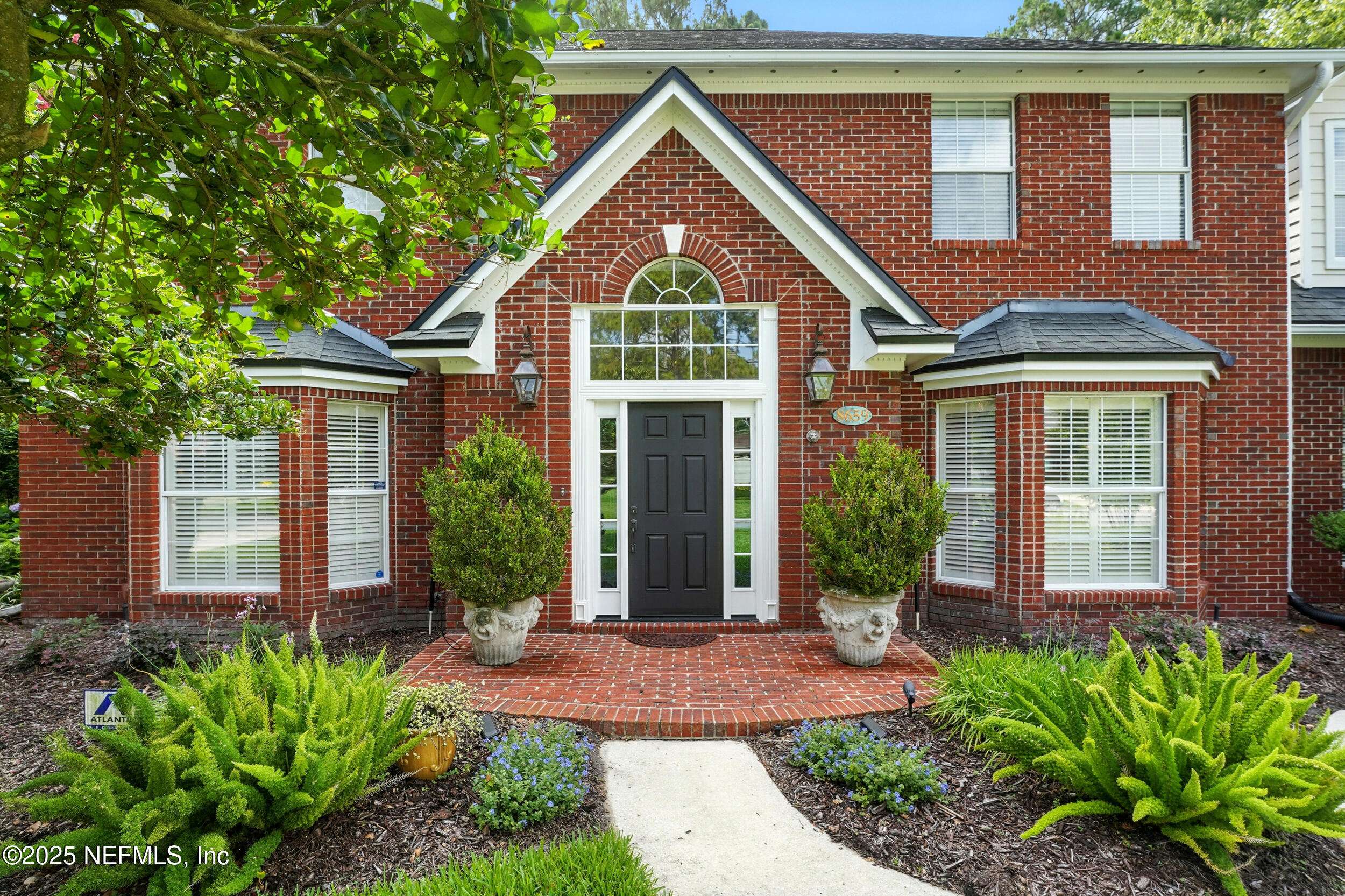 Jacksonville, FL 32256,8659 HAMPSHIRE GLEN DR S