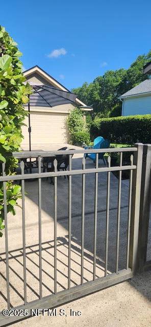 Jacksonville, FL 32256,8005 JOSHUA TREE LN
