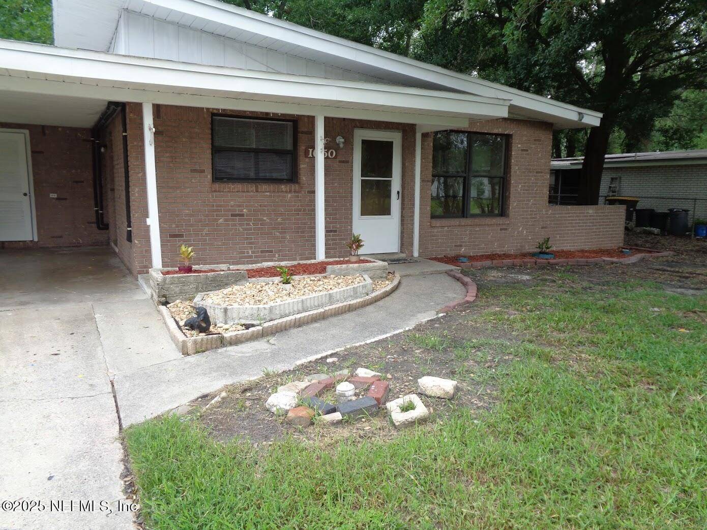 Jacksonville, FL 32205,1050 MANTES AVE