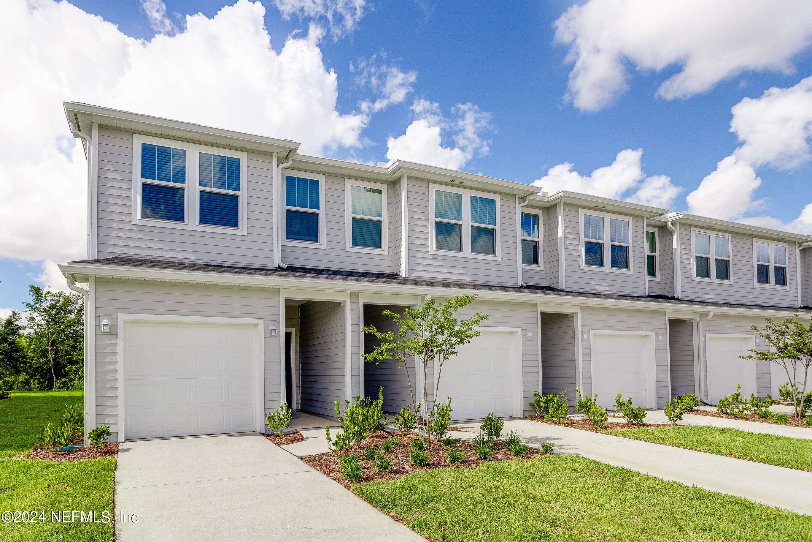 Orange Park, FL 32073,567 HOLLY LAKES DR