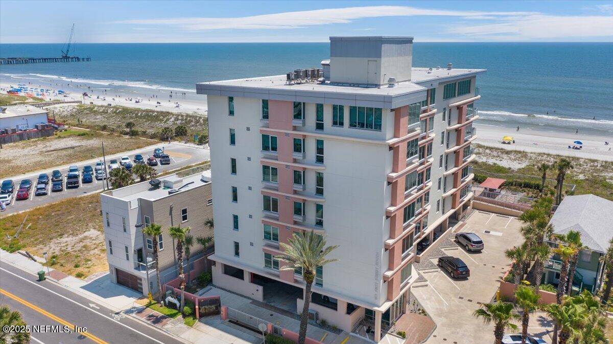 Jacksonville Beach, FL 32250,123 1ST ST S #501