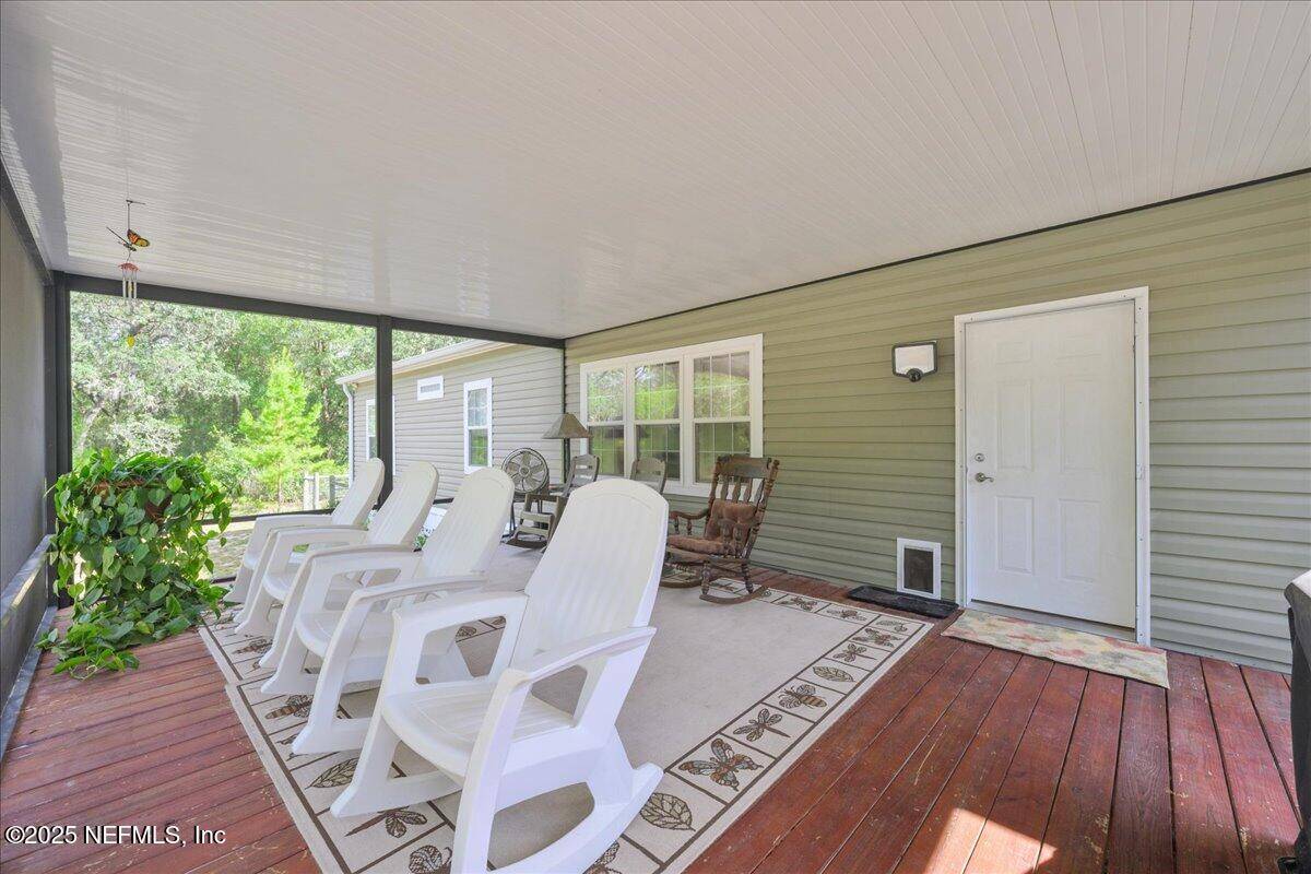 Pomona Park, FL 32181,179 KINGFISH RD