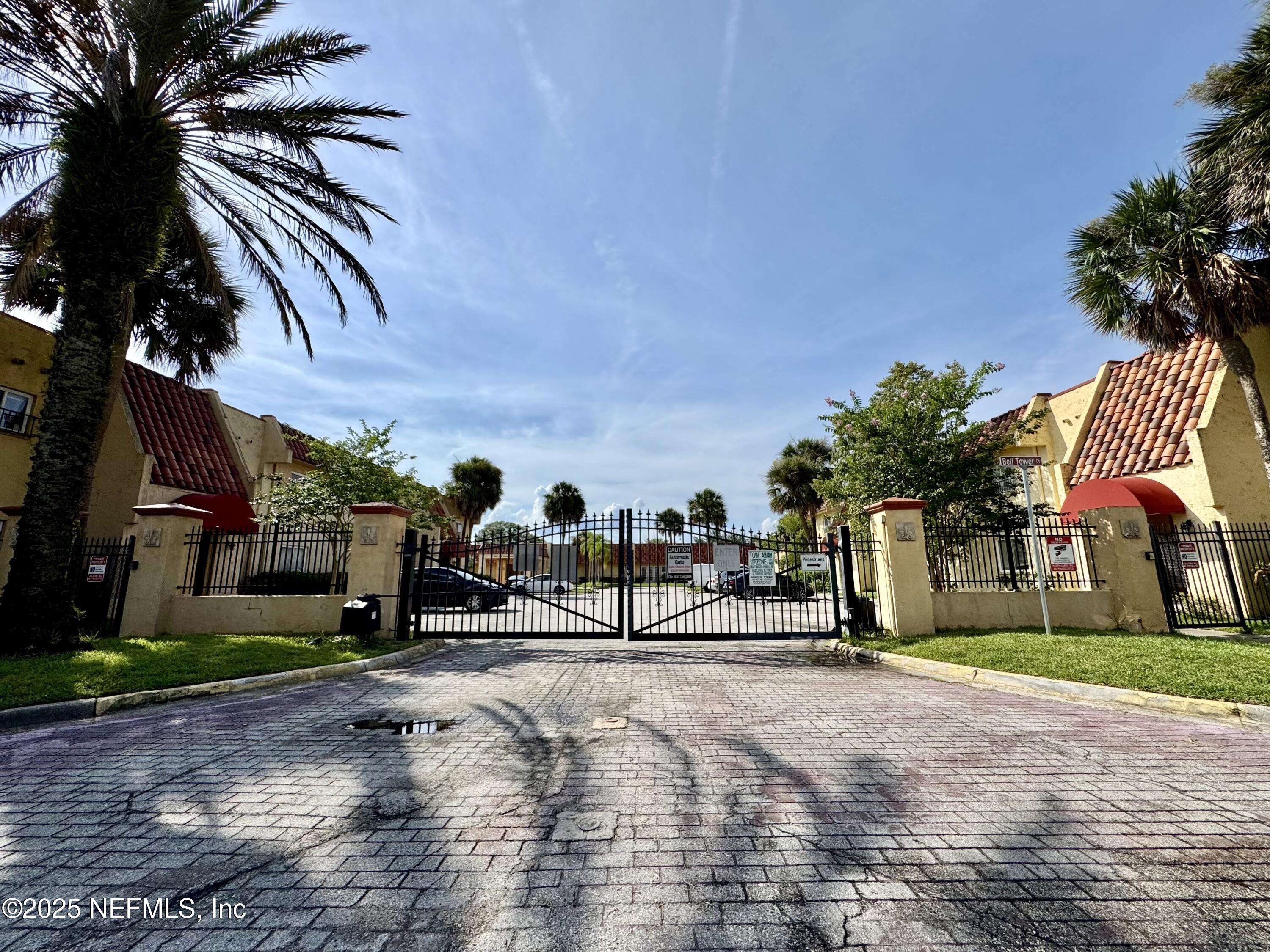 Jacksonville, FL 32217,6654 BELL TOWER CT #6