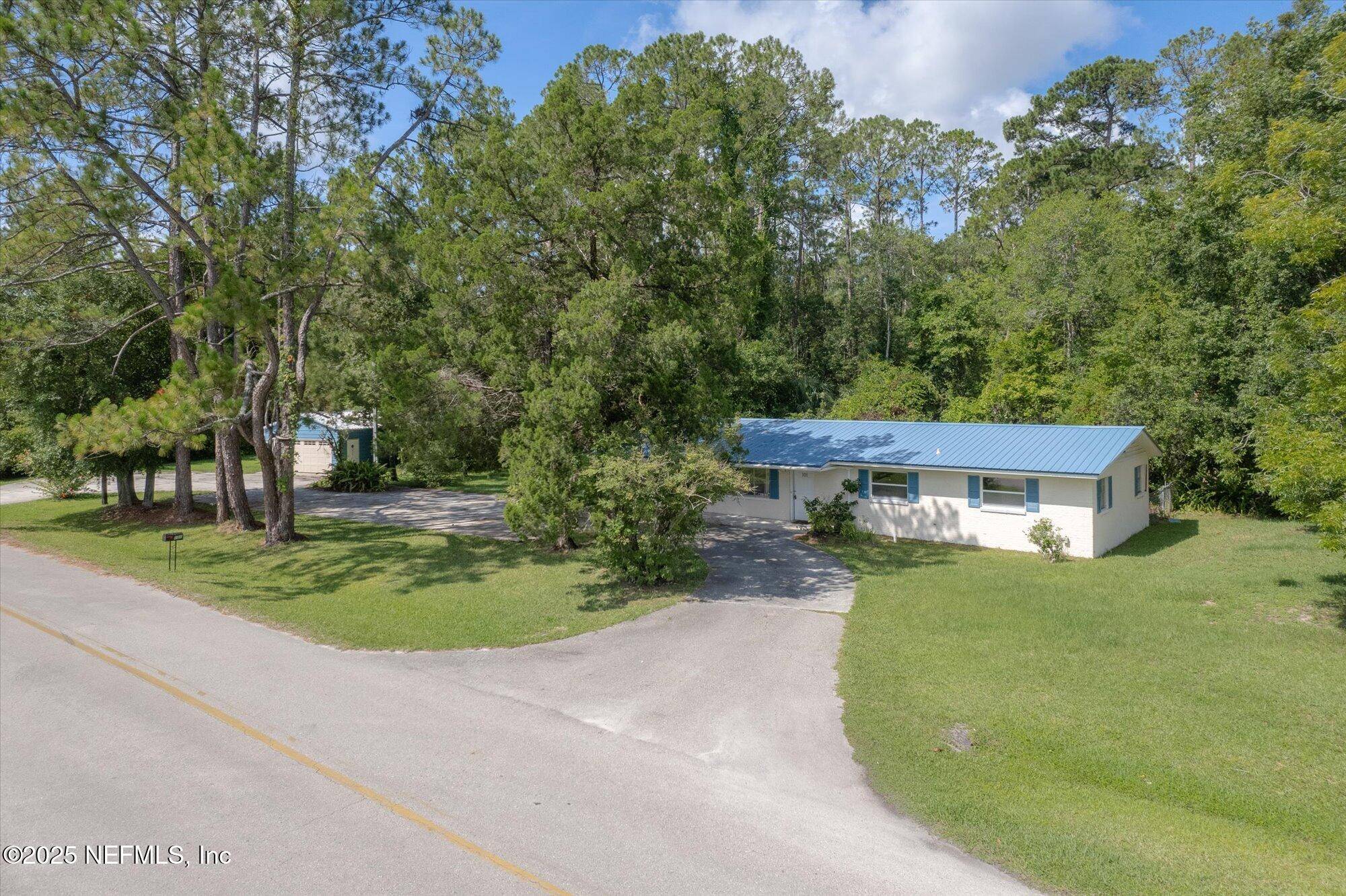 Palatka, FL 32177,101 PIONEER RD