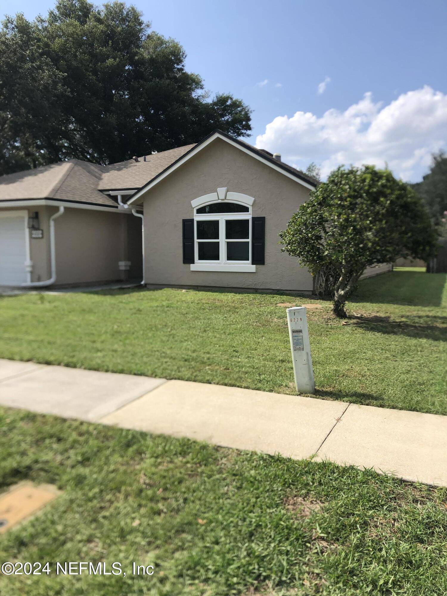 Jacksonville, FL 32277,8229 PROVINCIAL CIR S