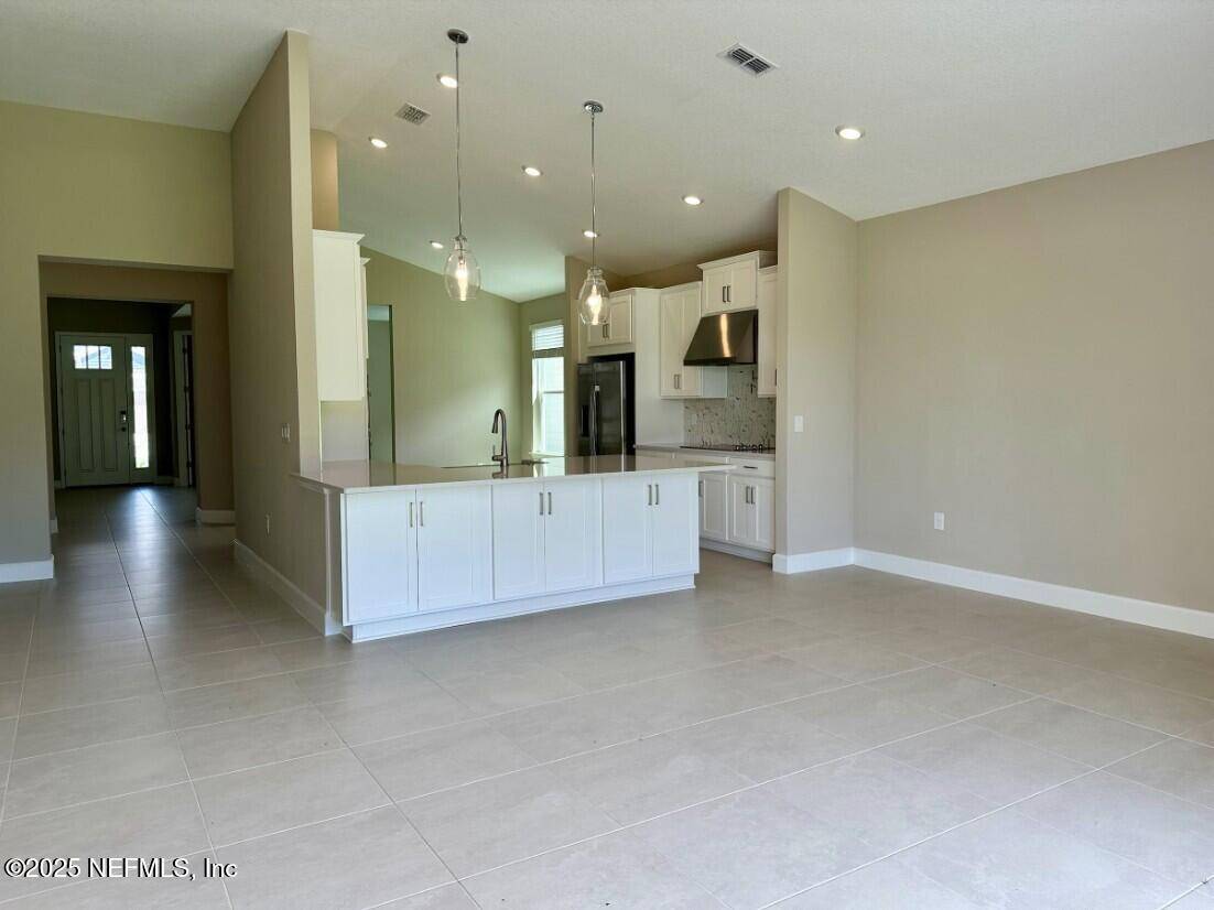 Palm Coast, FL 32137,46 OCONEE DR