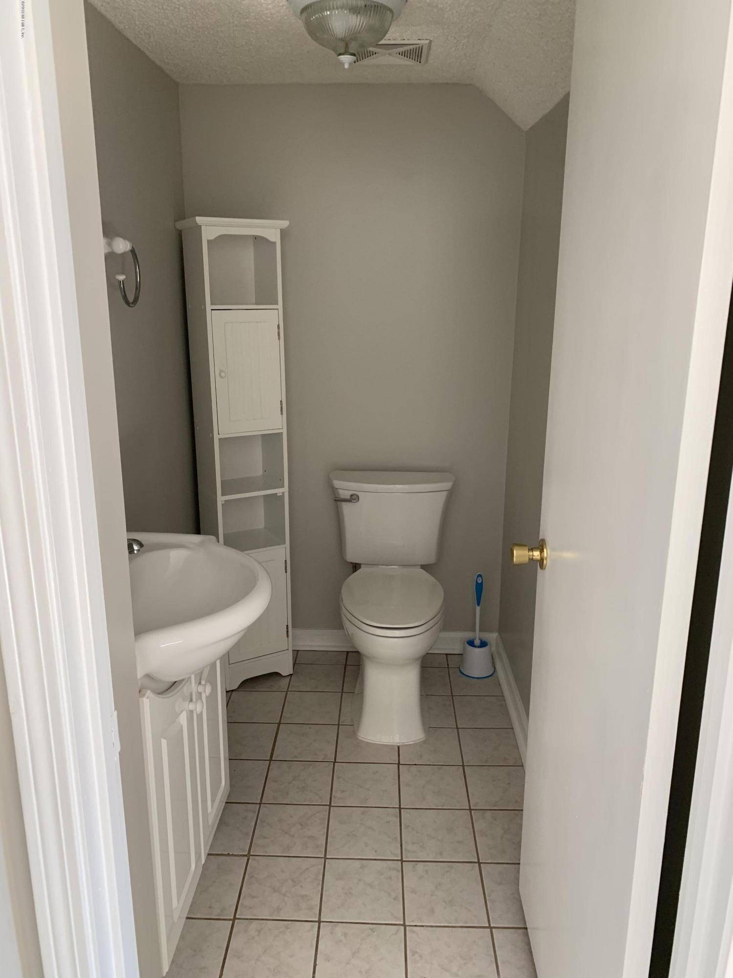 Orange Park, FL 32073,303 KETTERING TER