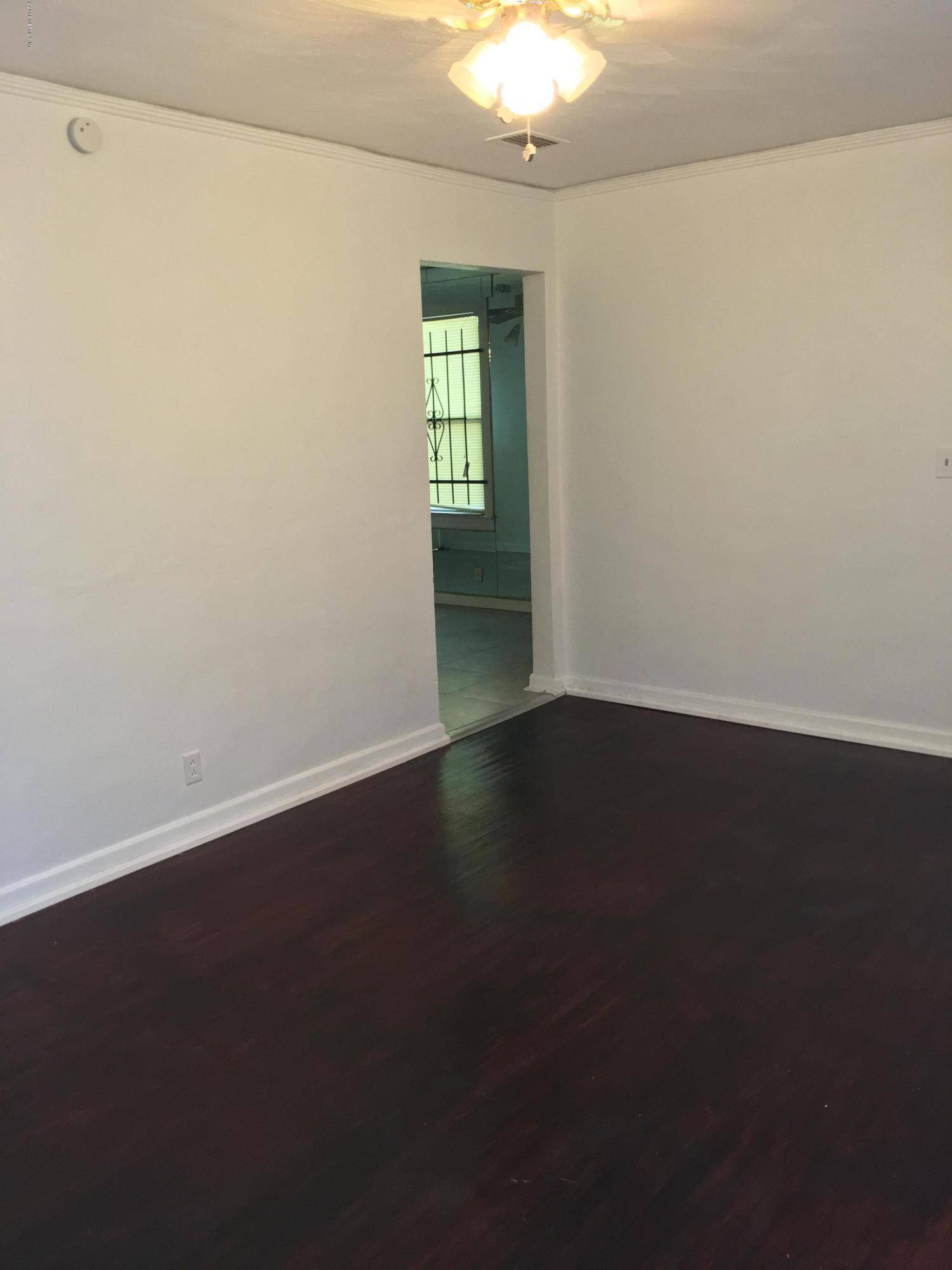 Jacksonville, FL 32206,3225 LIBERTY CIR