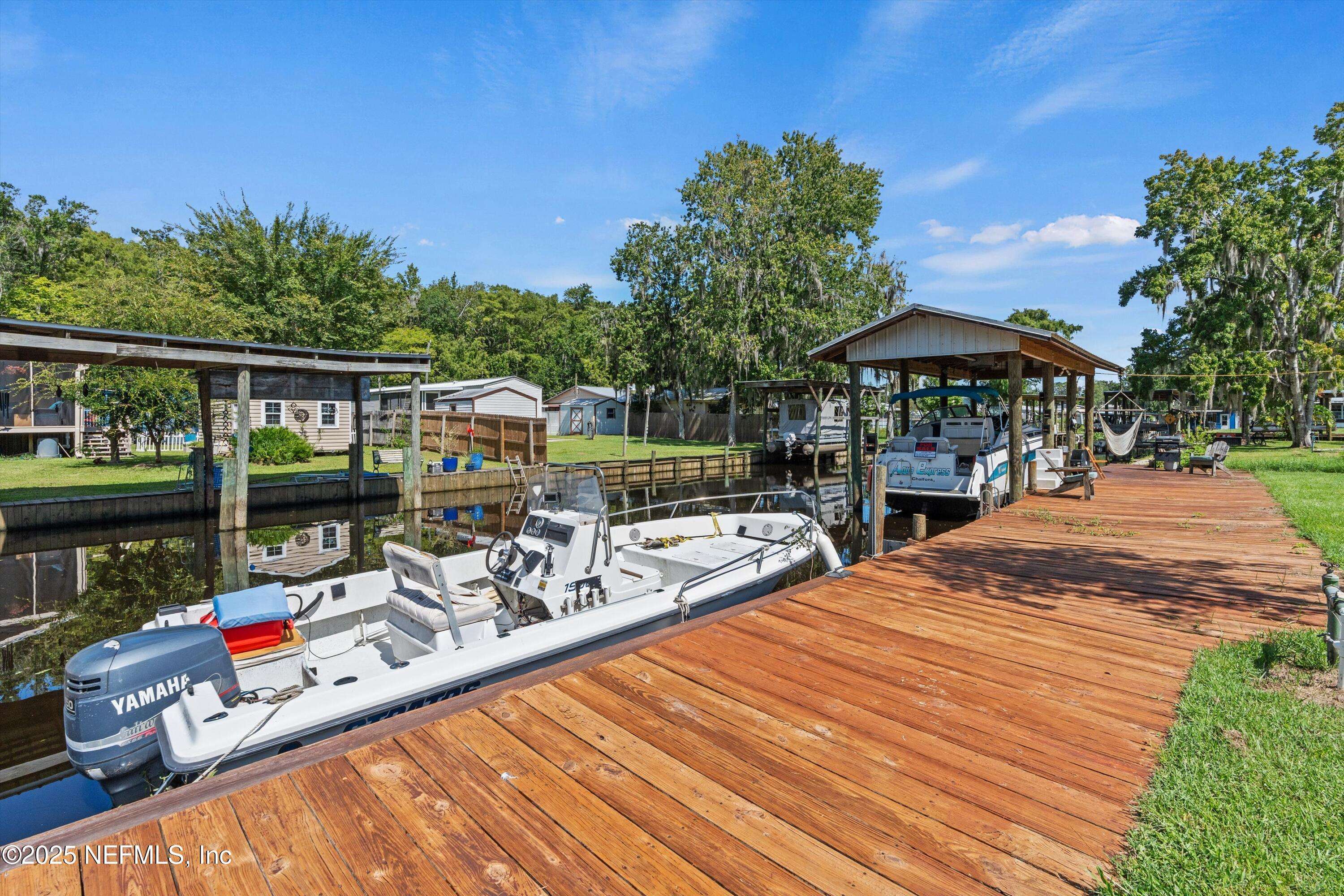 Satsuma, FL 32189,140 EDGEWATER RD