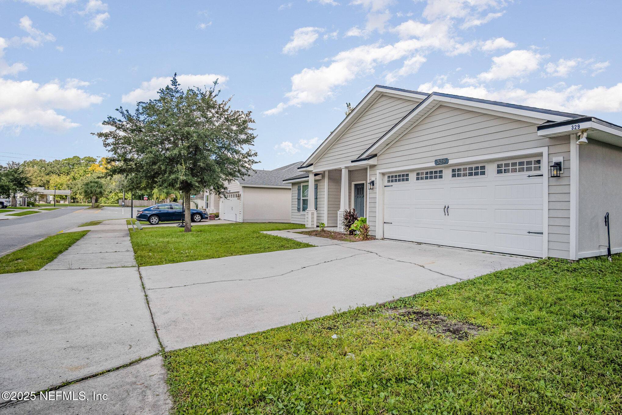 Jacksonville, FL 32218,329 GILLESPIE GARDENS DR