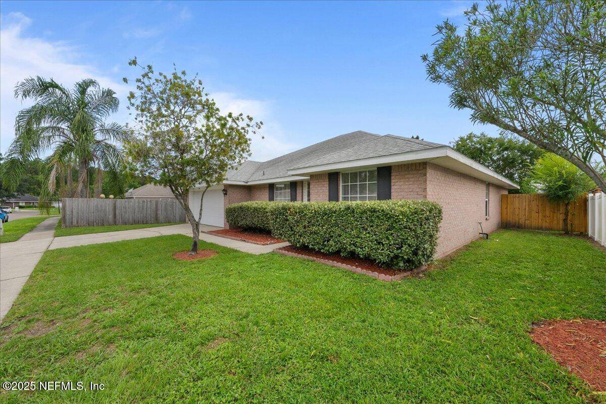 Jacksonville, FL 32221,525 BROCKHAM DR