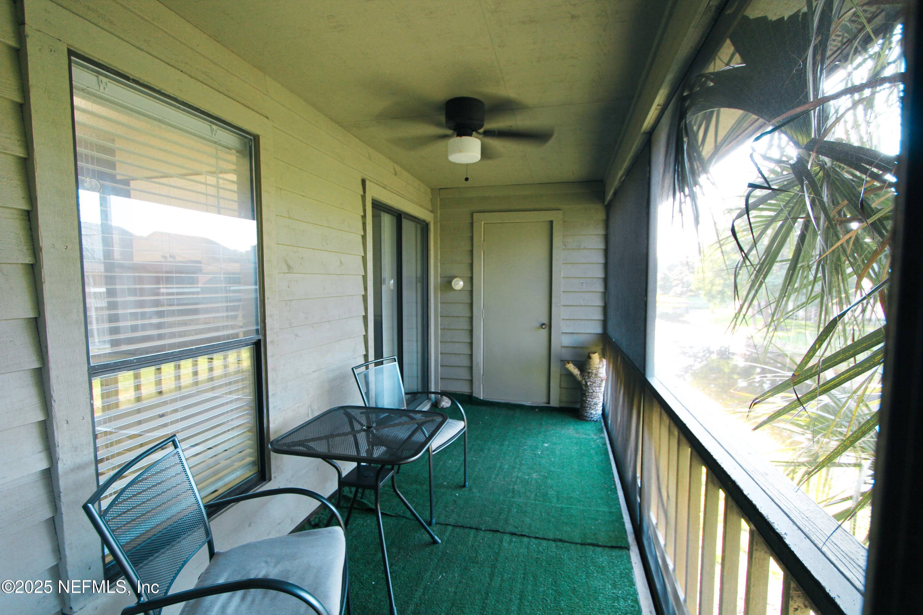 Jacksonville, FL 32256,10200 BELLE RIVE BLVD #52