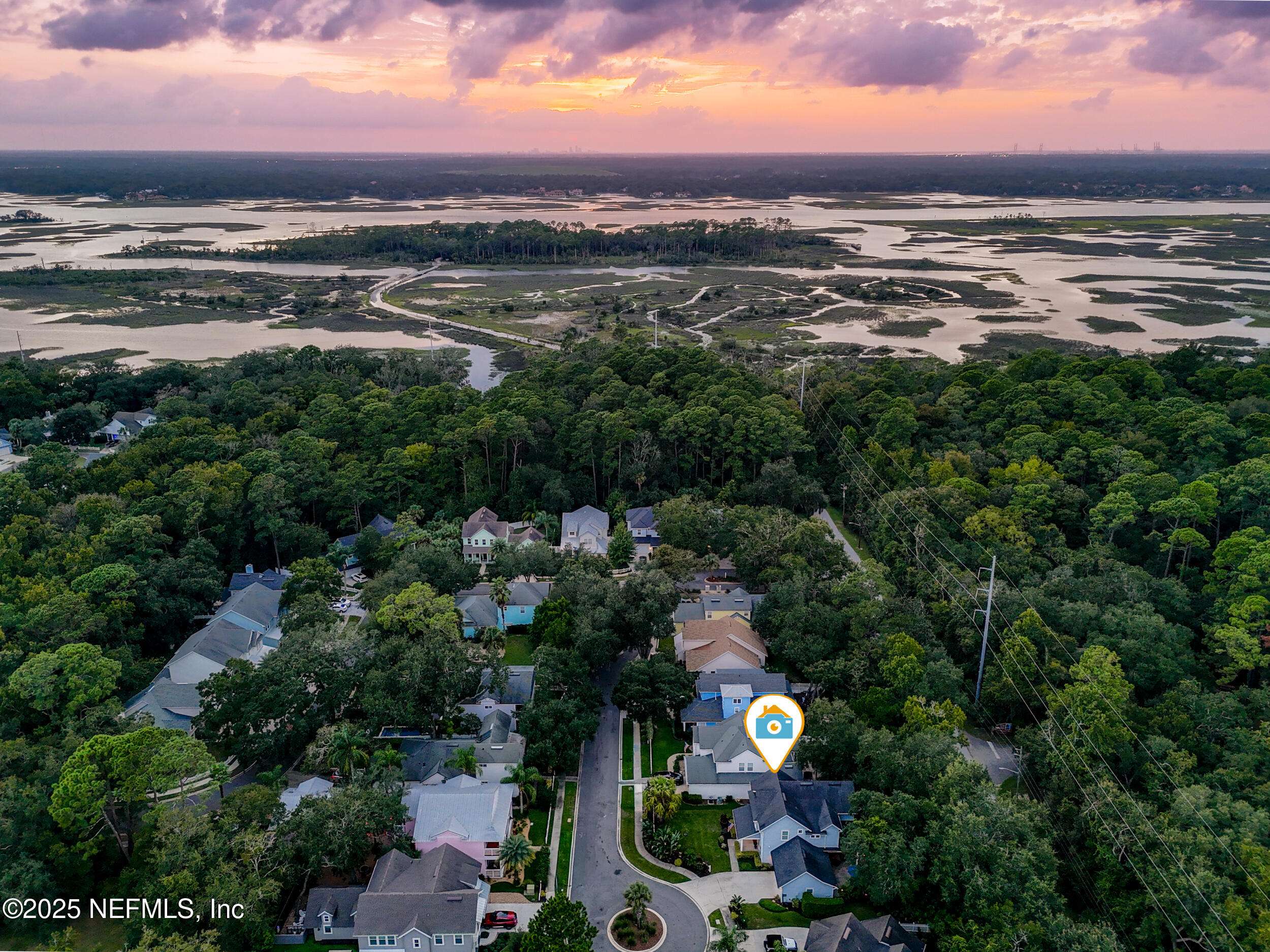 Atlantic Beach, FL 32233,951 PARADISE CIR