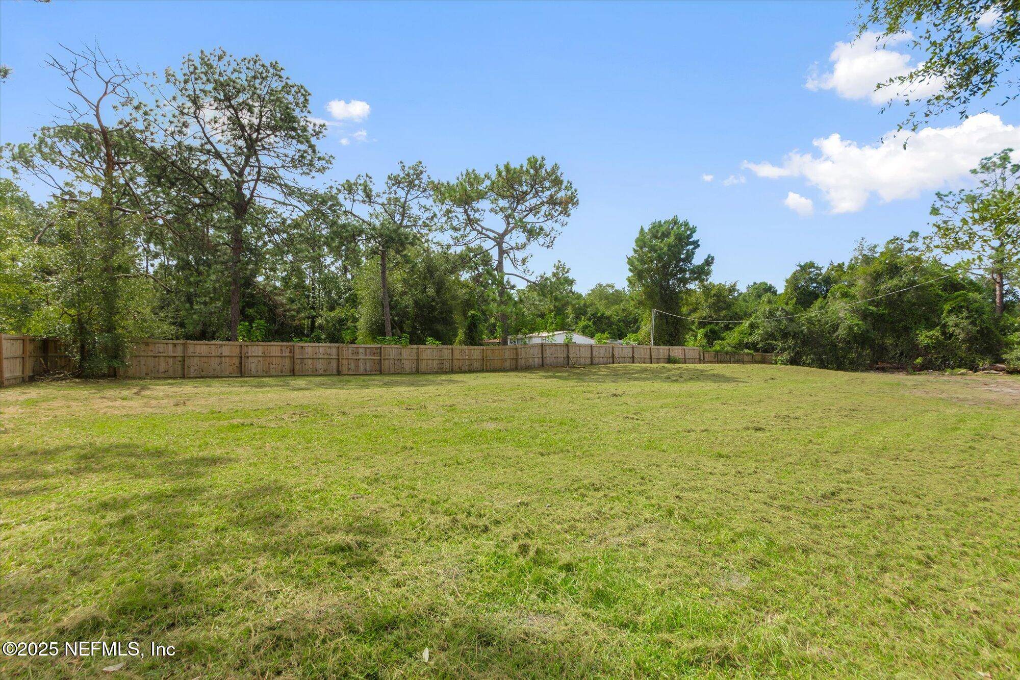 Palatka, FL 32177,234 DAVIS LAKE RD
