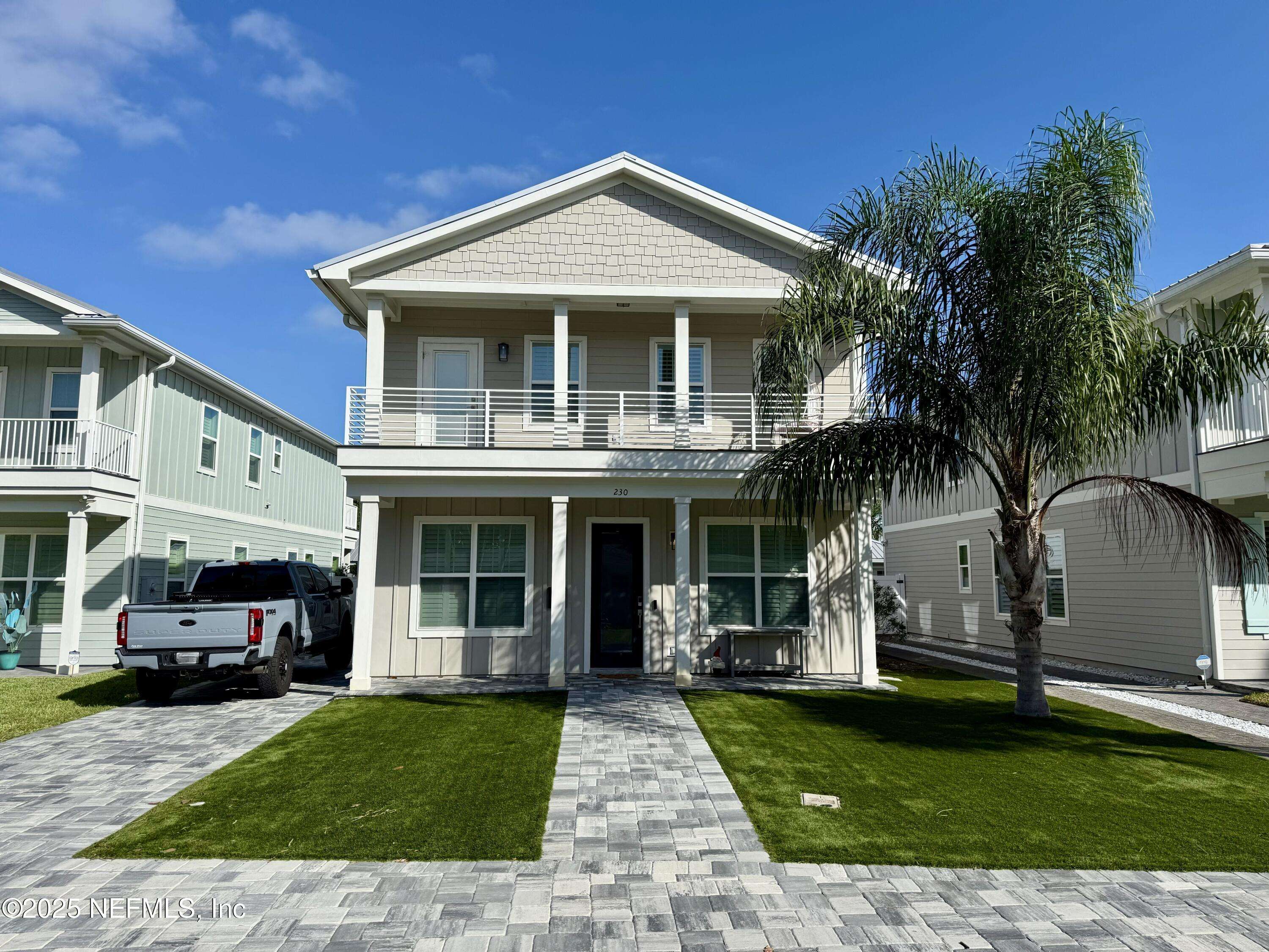 Neptune Beach, FL 32266,230 DAVIS ST