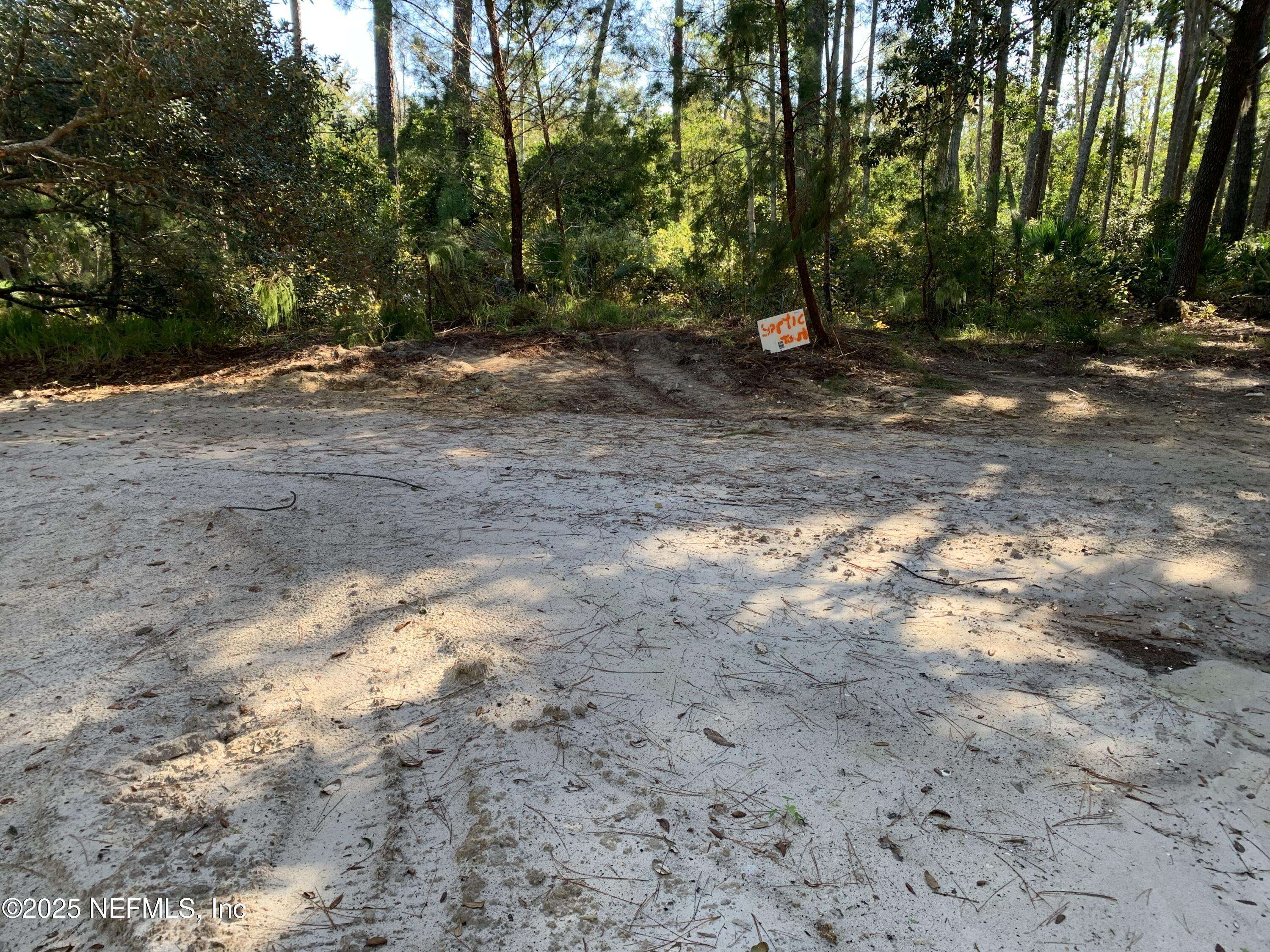Interlachen, FL 32148,102 EDEN AVE