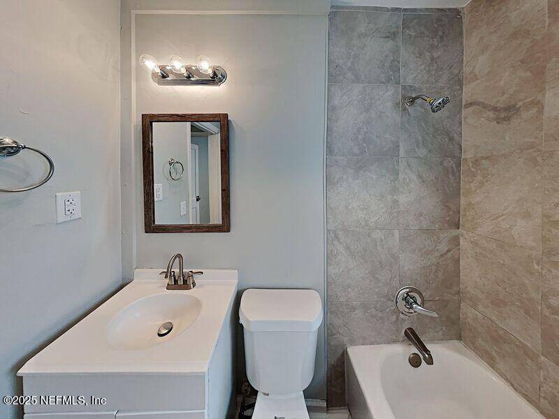 Jacksonville, FL 32208,886 BRANDYWINE ST