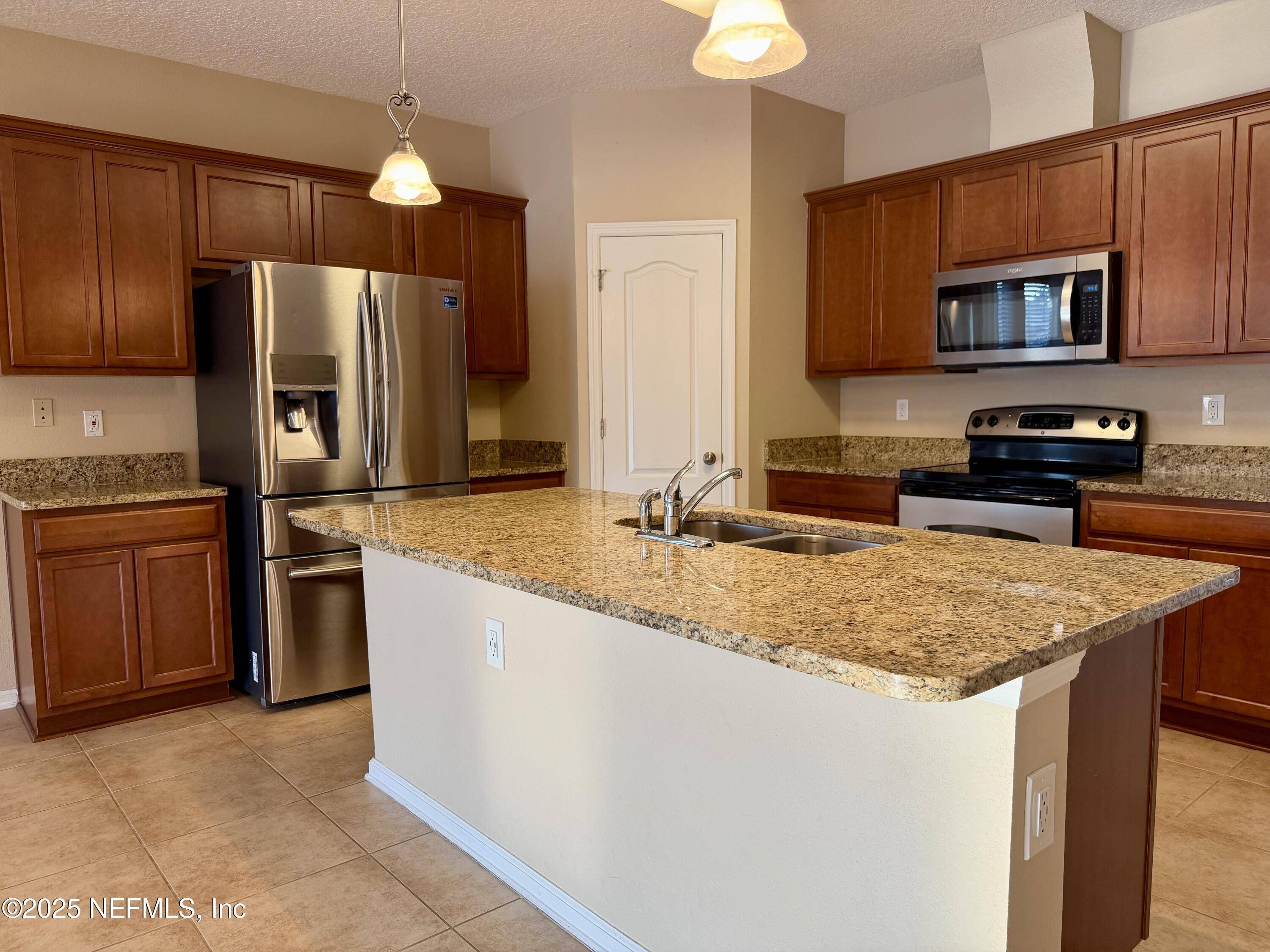 Orange Park, FL 32065,786 MOSSWOOD CHASE ST