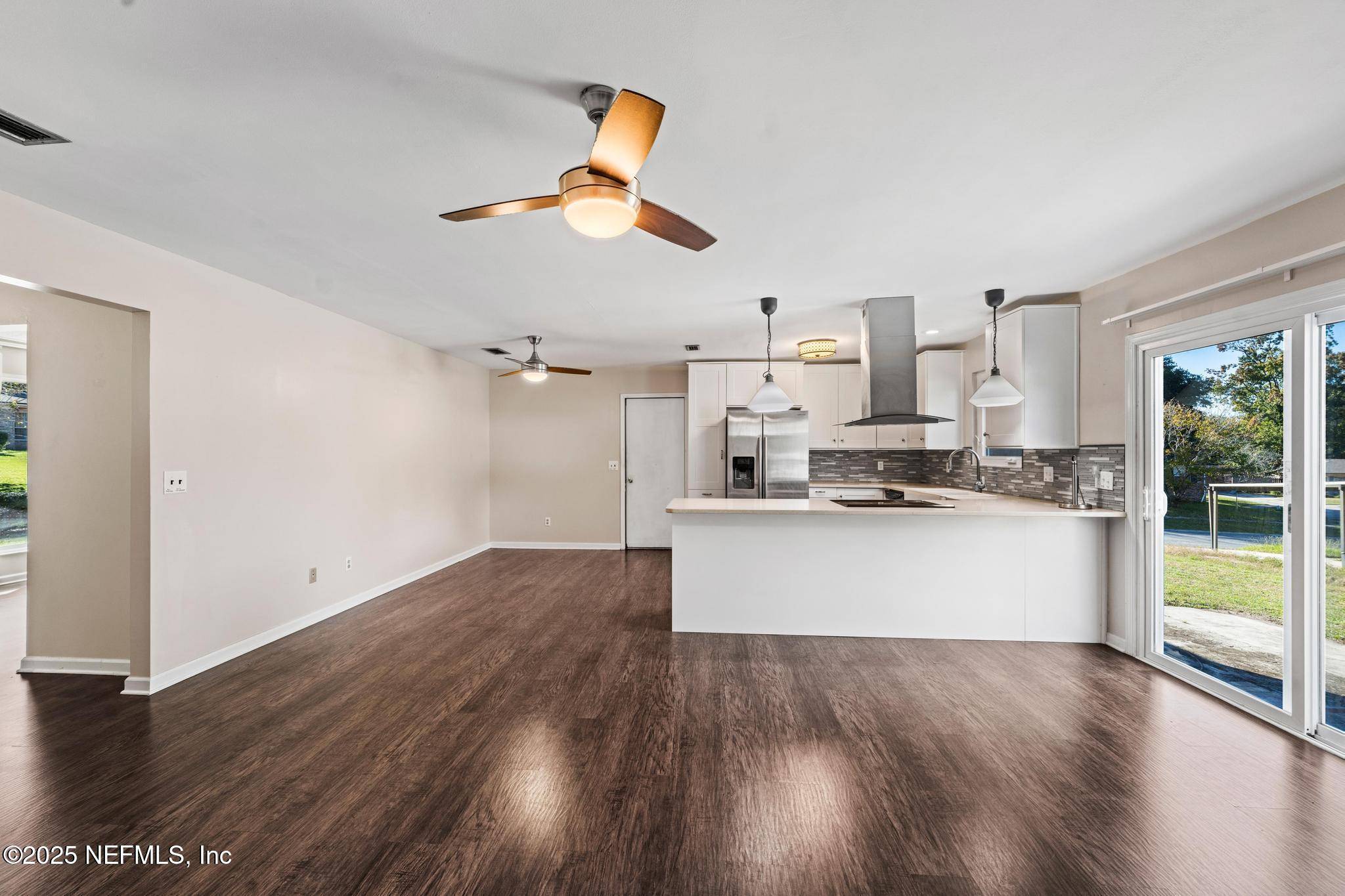 Jacksonville, FL 32221,8411 GRAMPELL DR