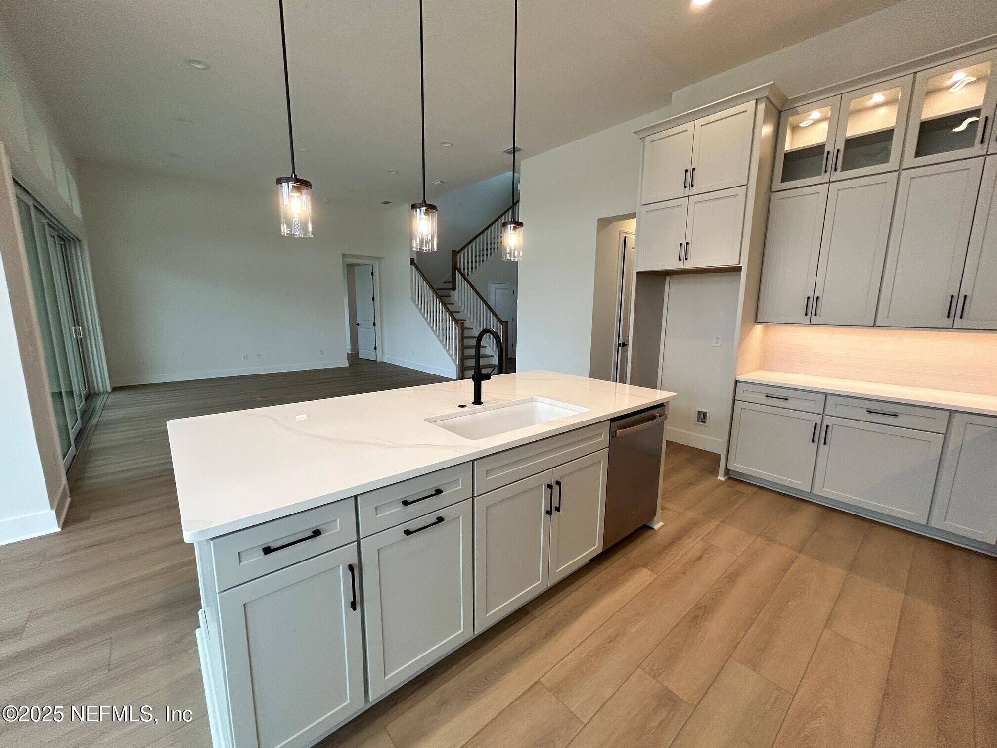 Jacksonville, FL 32224,5921 CANOPY ROW ST