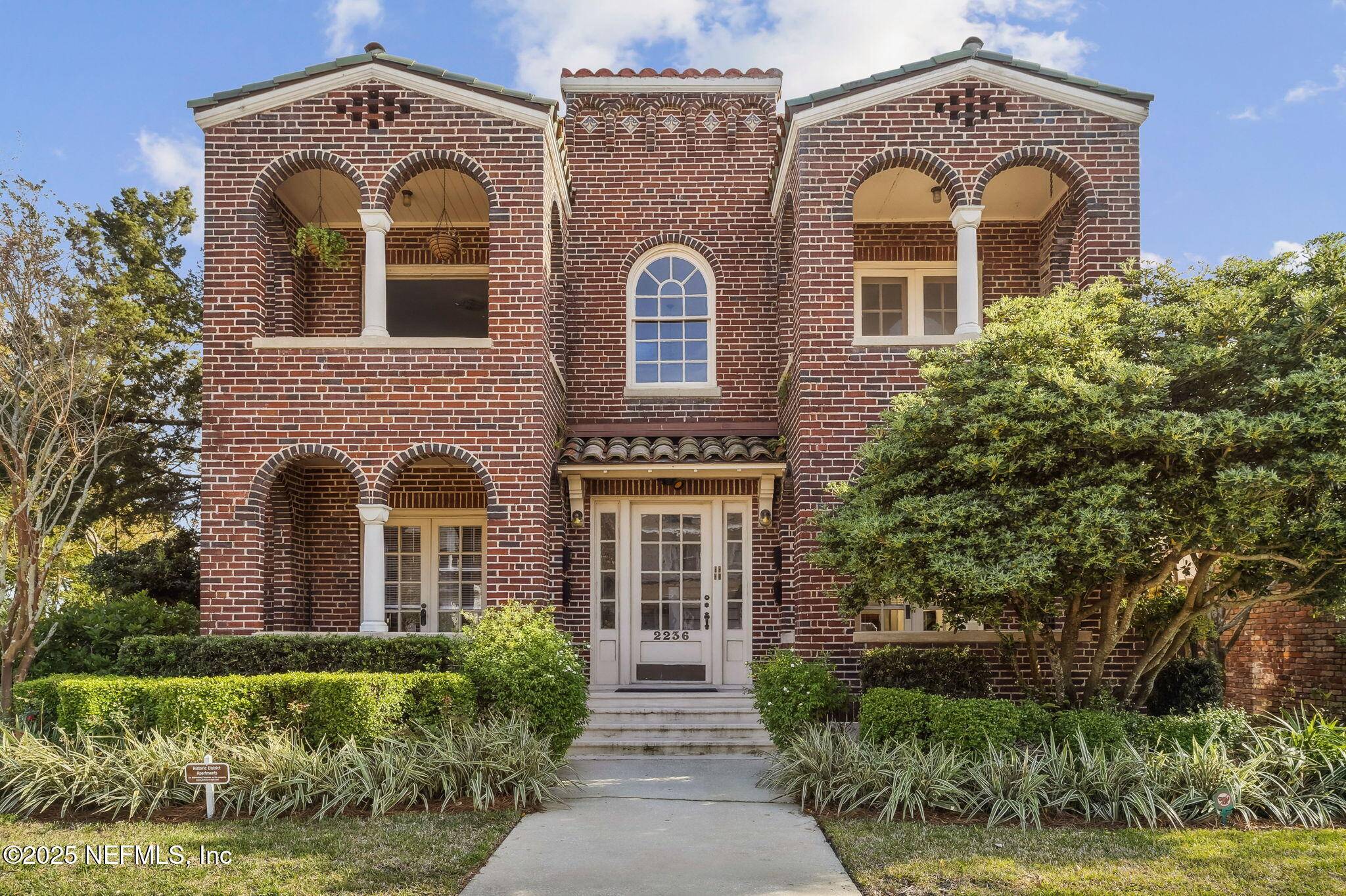 Jacksonville, FL 32204,2236 ST JOHNS AVE