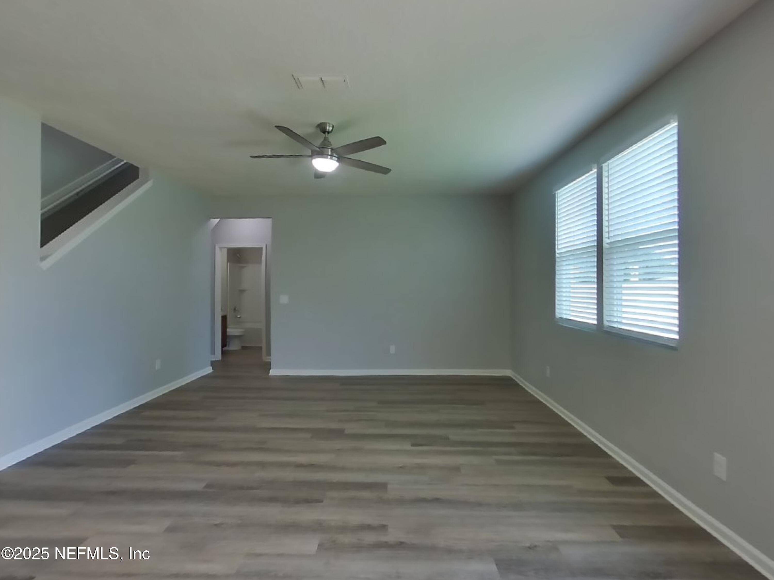 Jacksonville, FL 32218,372 HARLEY DR